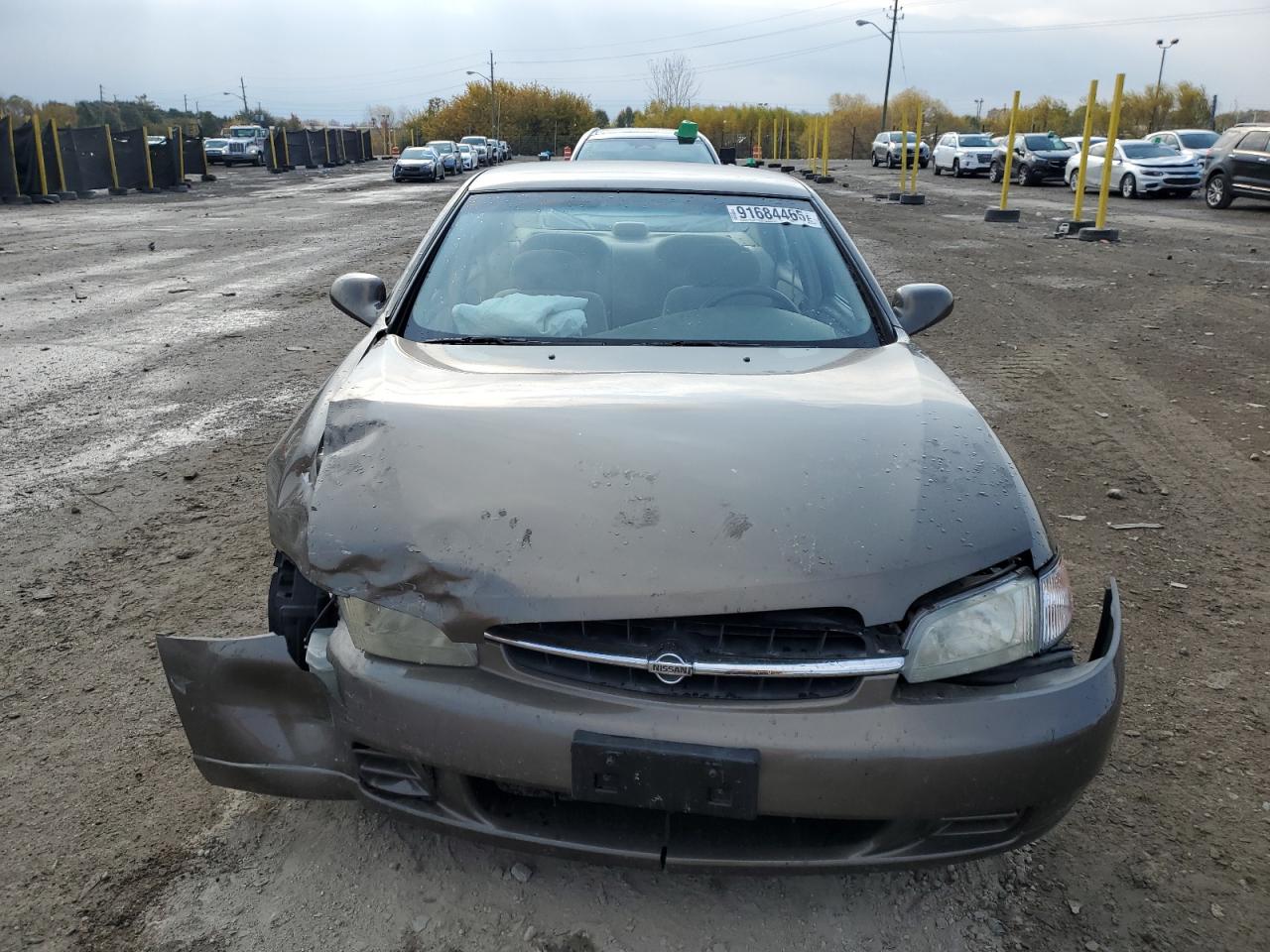 1999 Nissan Altima Xe Gold vin: 1N4DL01D8XC265239