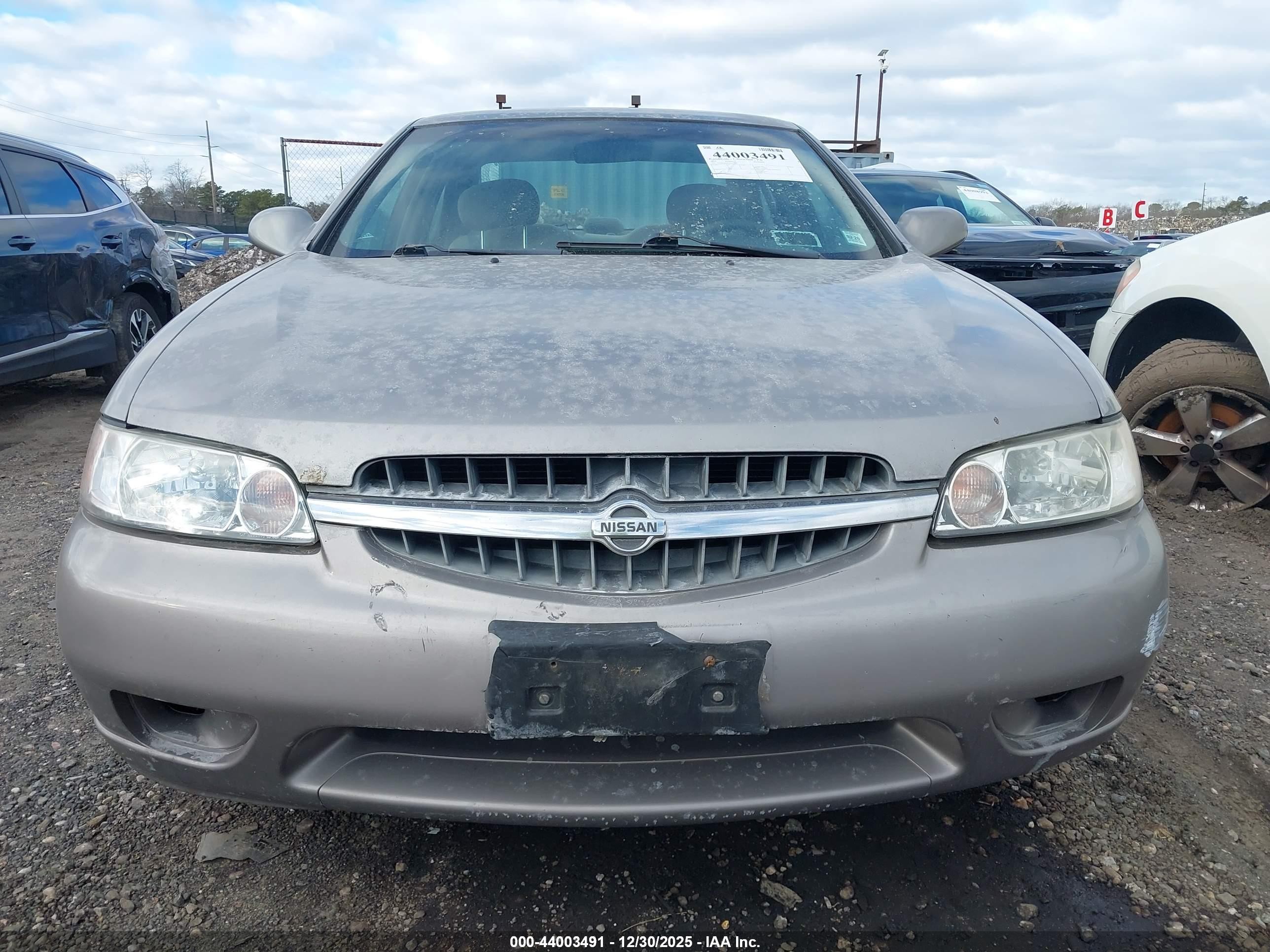 2001 Nissan Altima Gxe Beige vin: 1N4DL01D91C103045