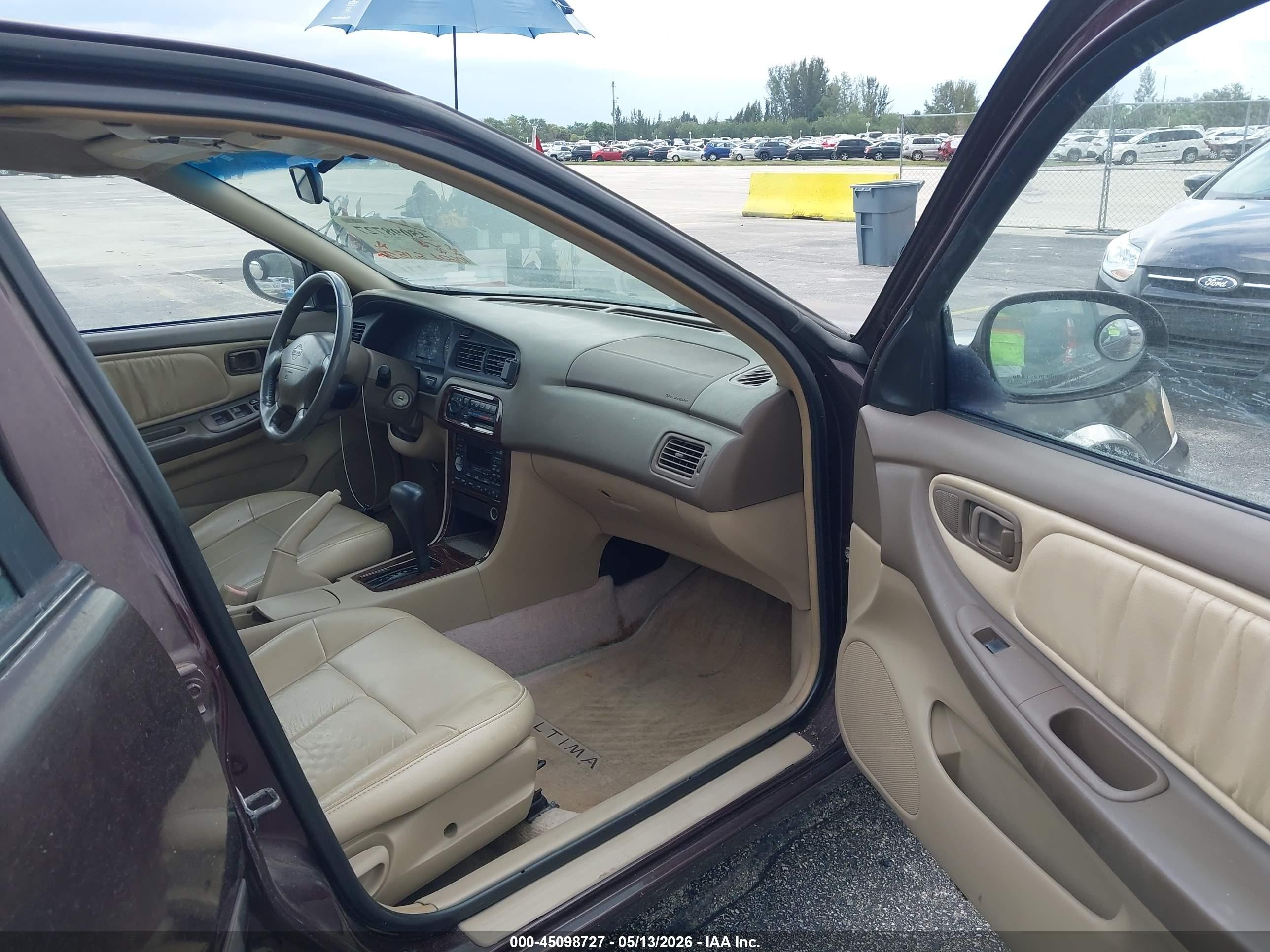 1998 Nissan Altima Gle/gxe/se/xe Burgundy vin: 1N4DL01D9WC262638