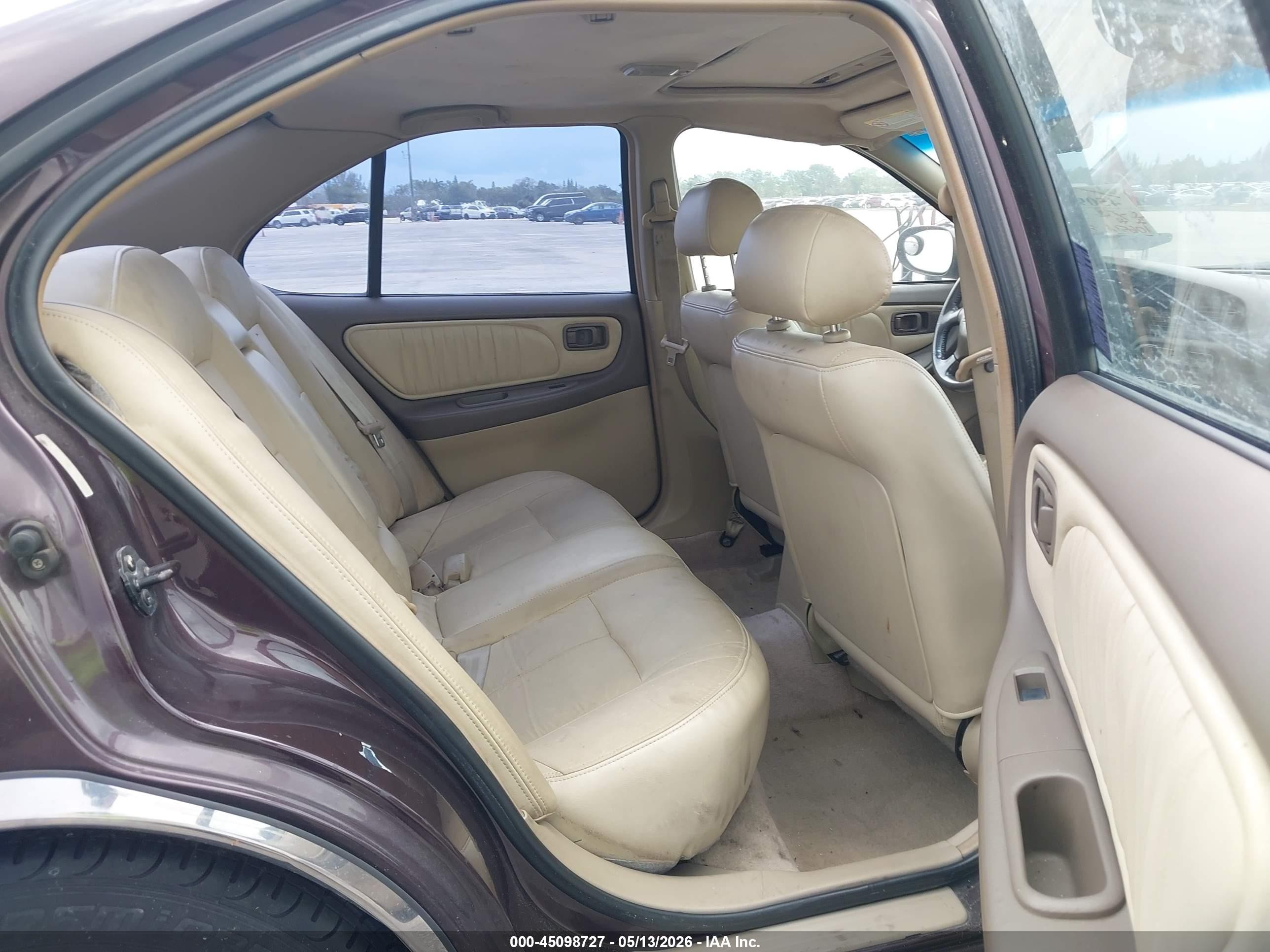 1998 Nissan Altima Gle/gxe/se/xe Burgundy vin: 1N4DL01D9WC262638
