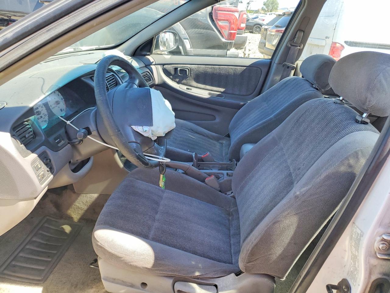 1999 Nissan Altima Xe White vin: 1N4DL01D9XC140993