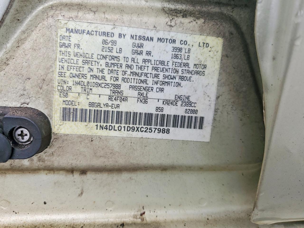 1999 Nissan Altima Xe Gold vin: 1N4DL01D9XC257988
