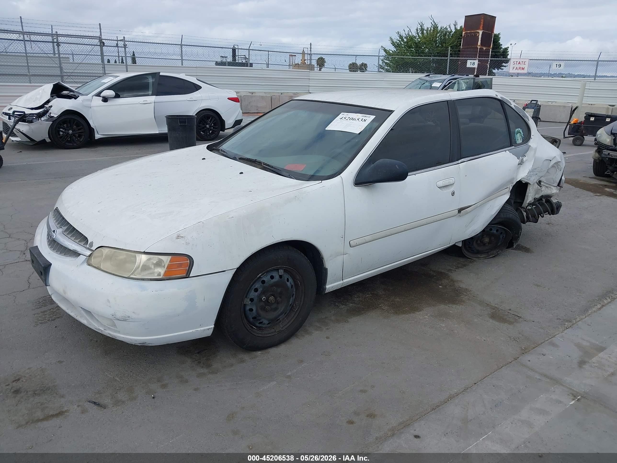 2000 Nissan Altima Gle/gxe/se/xe Белый vin: 1N4DL01D9YC113293