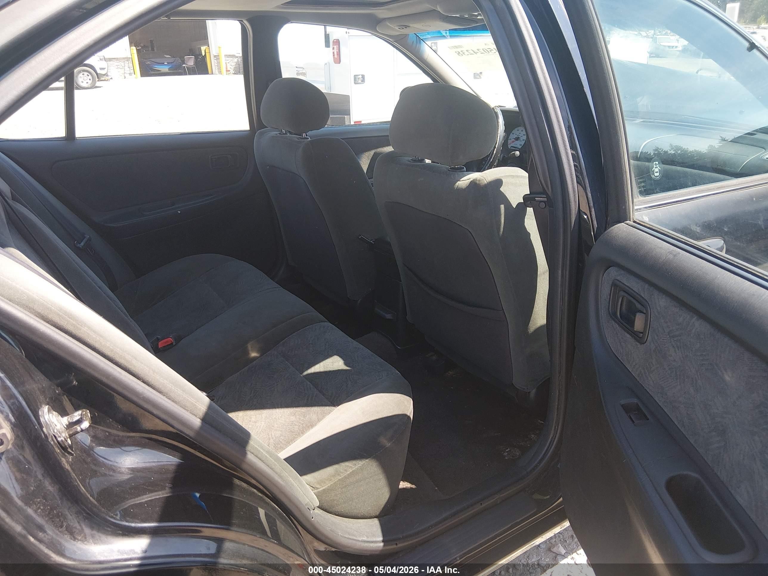 2000 Nissan Altima Gle/gxe/se/xe Black vin: 1N4DL01D9YC154328