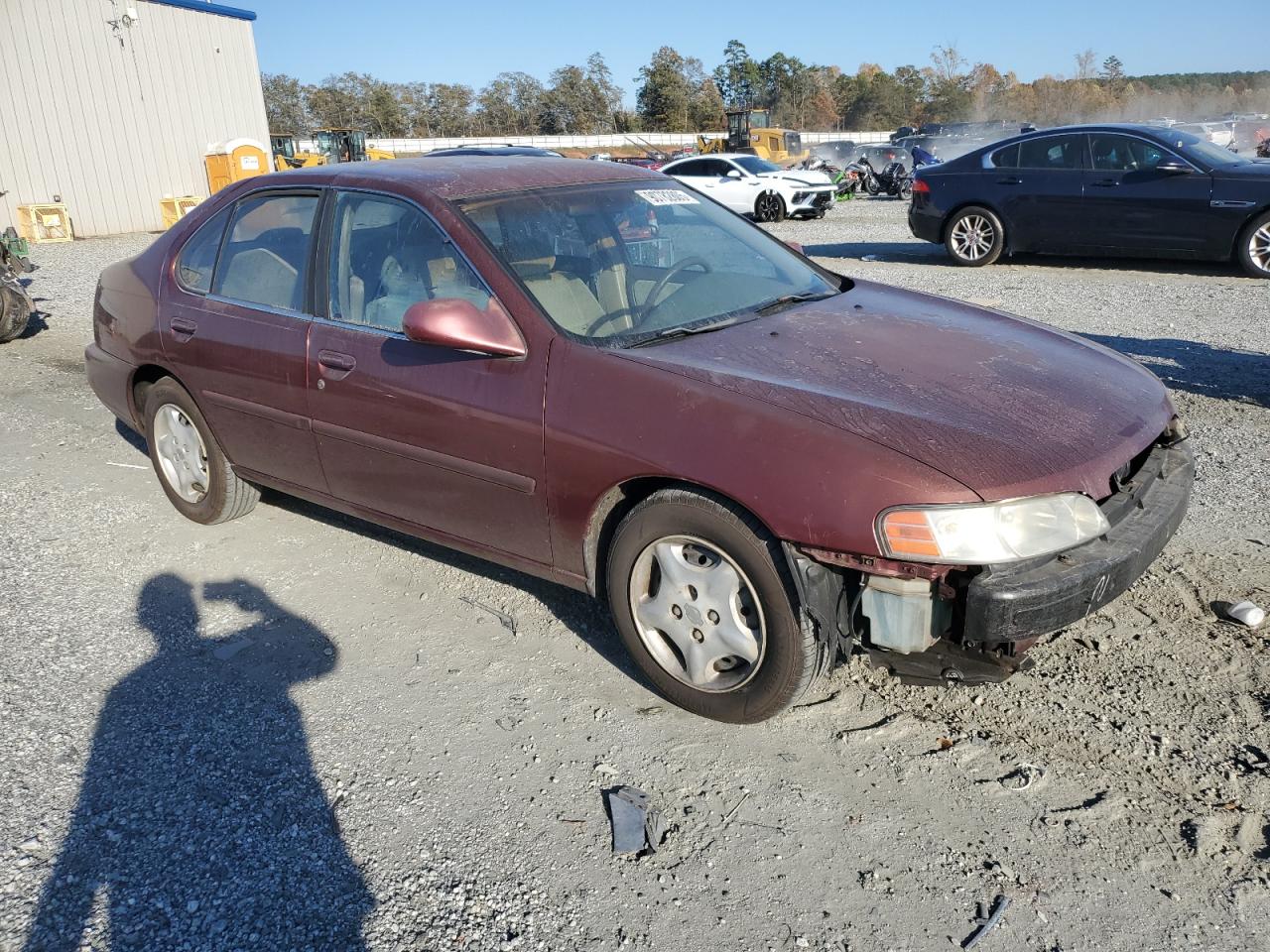 2000 Nissan Altima Xe Maroon vin: 1N4DL01D9YC217671