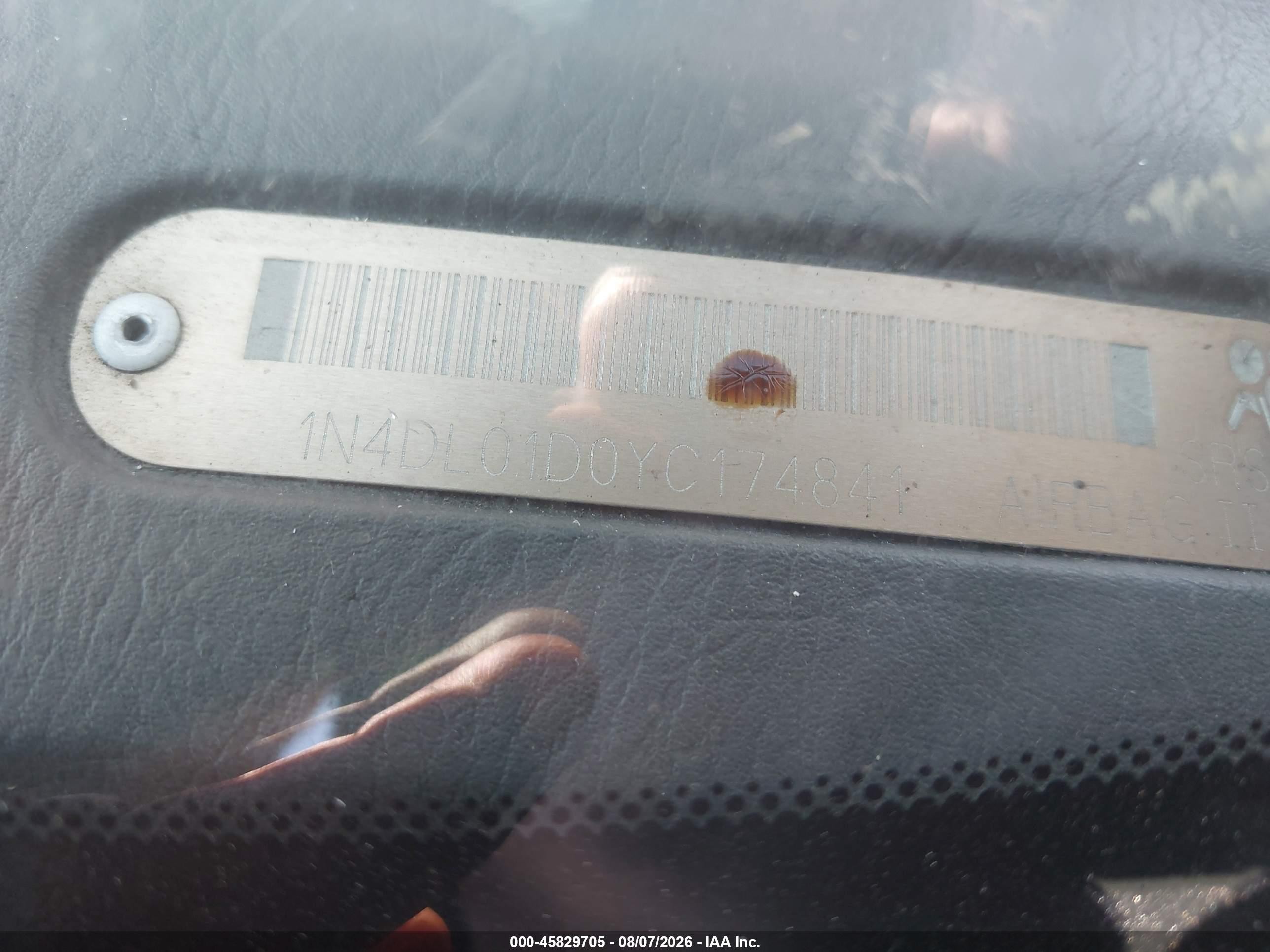 2000 Nissan Altima Xe/gxe/se/gle Silver vin: 1N4DL01DOYC174841