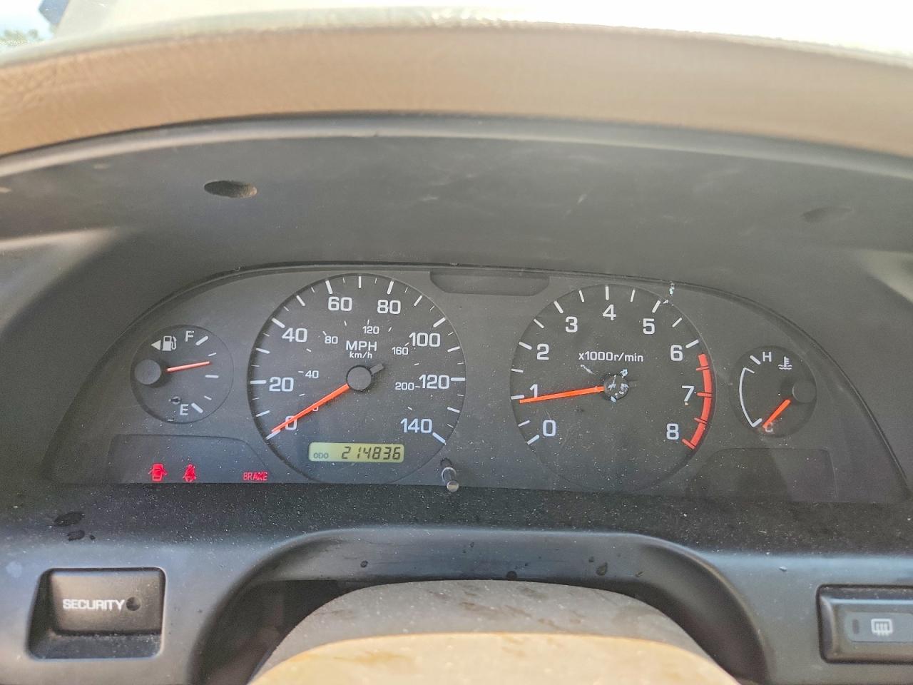 2001 Nissan Altima Xe Tan vin: 1N4DL01DX1C131467