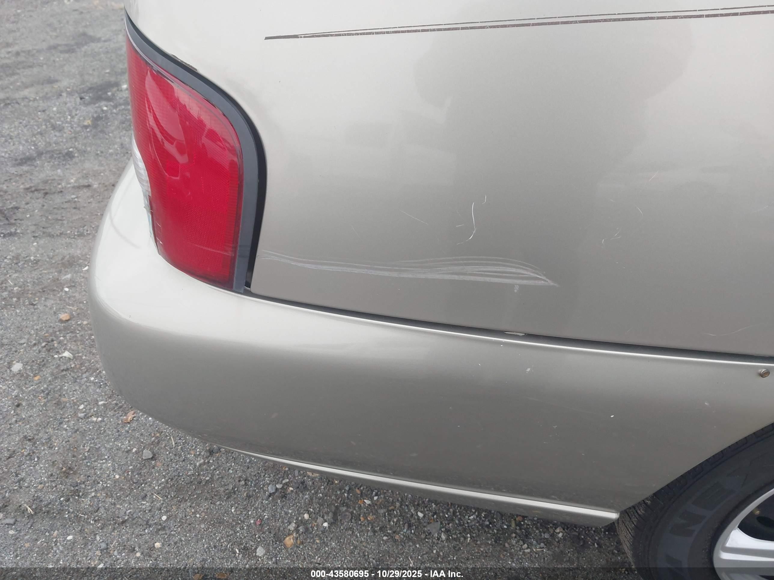 2001 Nissan Altima Gxe Beige vin: 1N4DL01DX1C137446