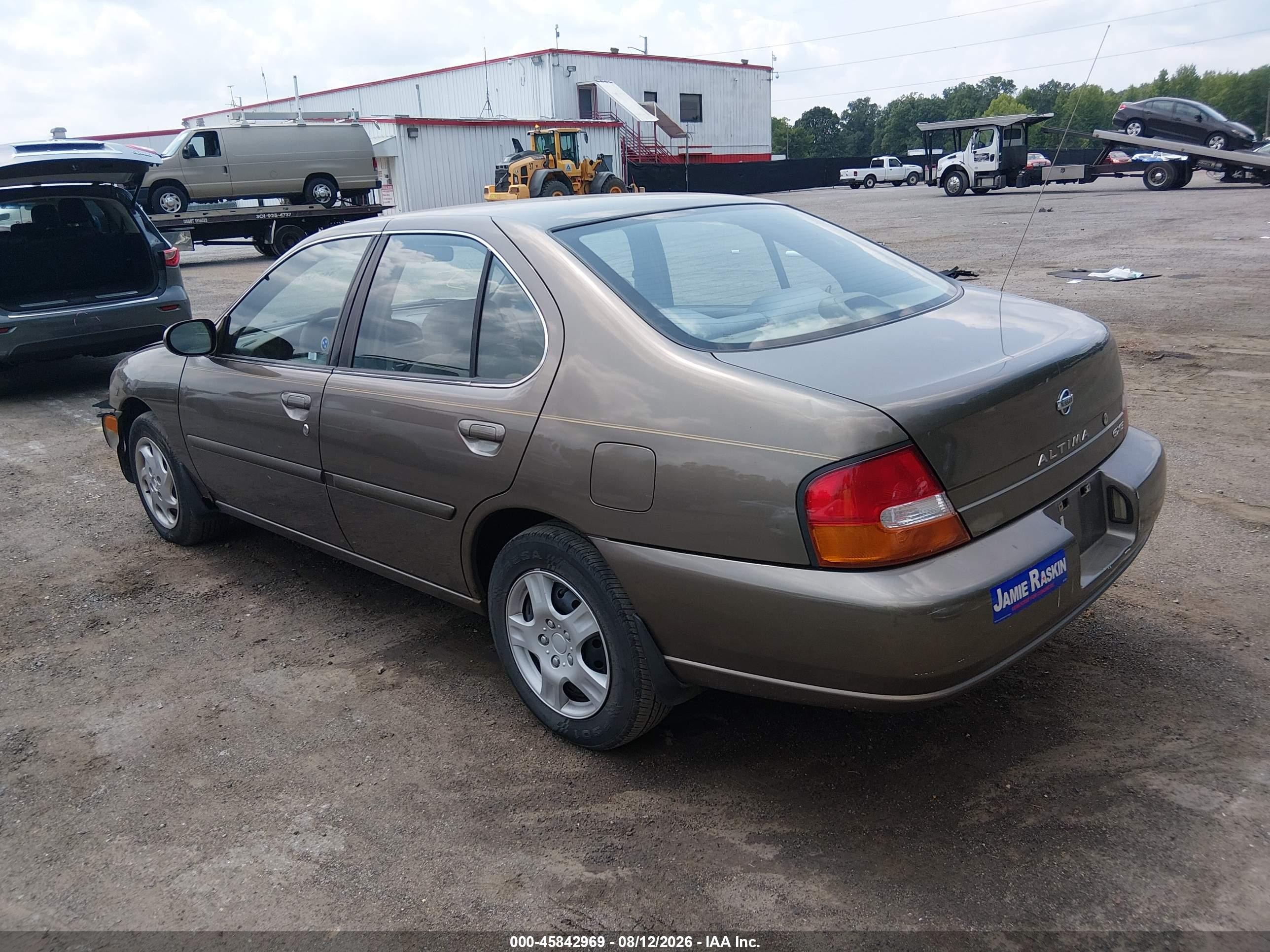 1999 Nissan Altima Gle/gxe/se/se-l/xe Gold vin: 1N4DL01DXXC100213