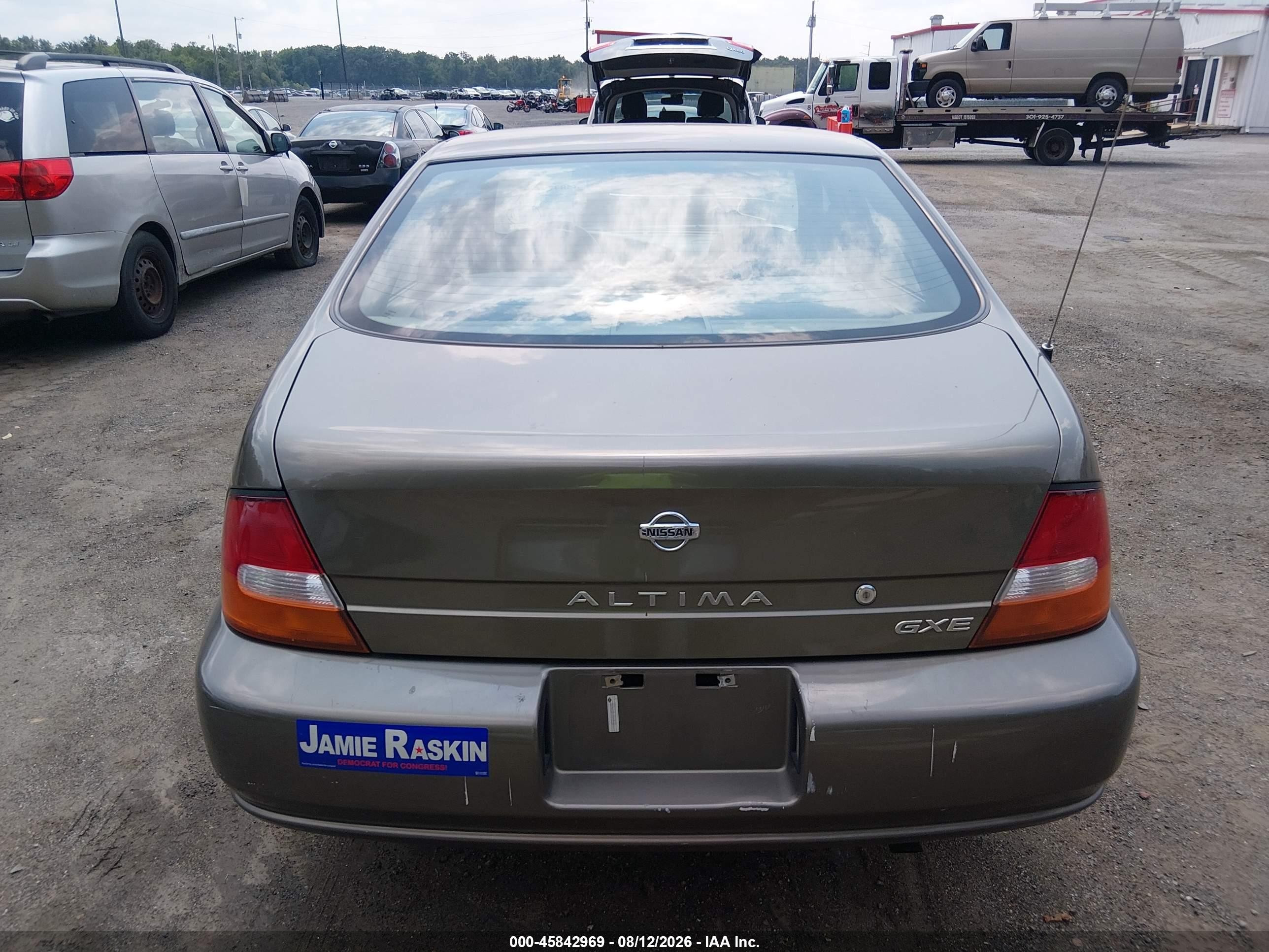 1999 Nissan Altima Gle/gxe/se/se-l/xe Gold vin: 1N4DL01DXXC100213