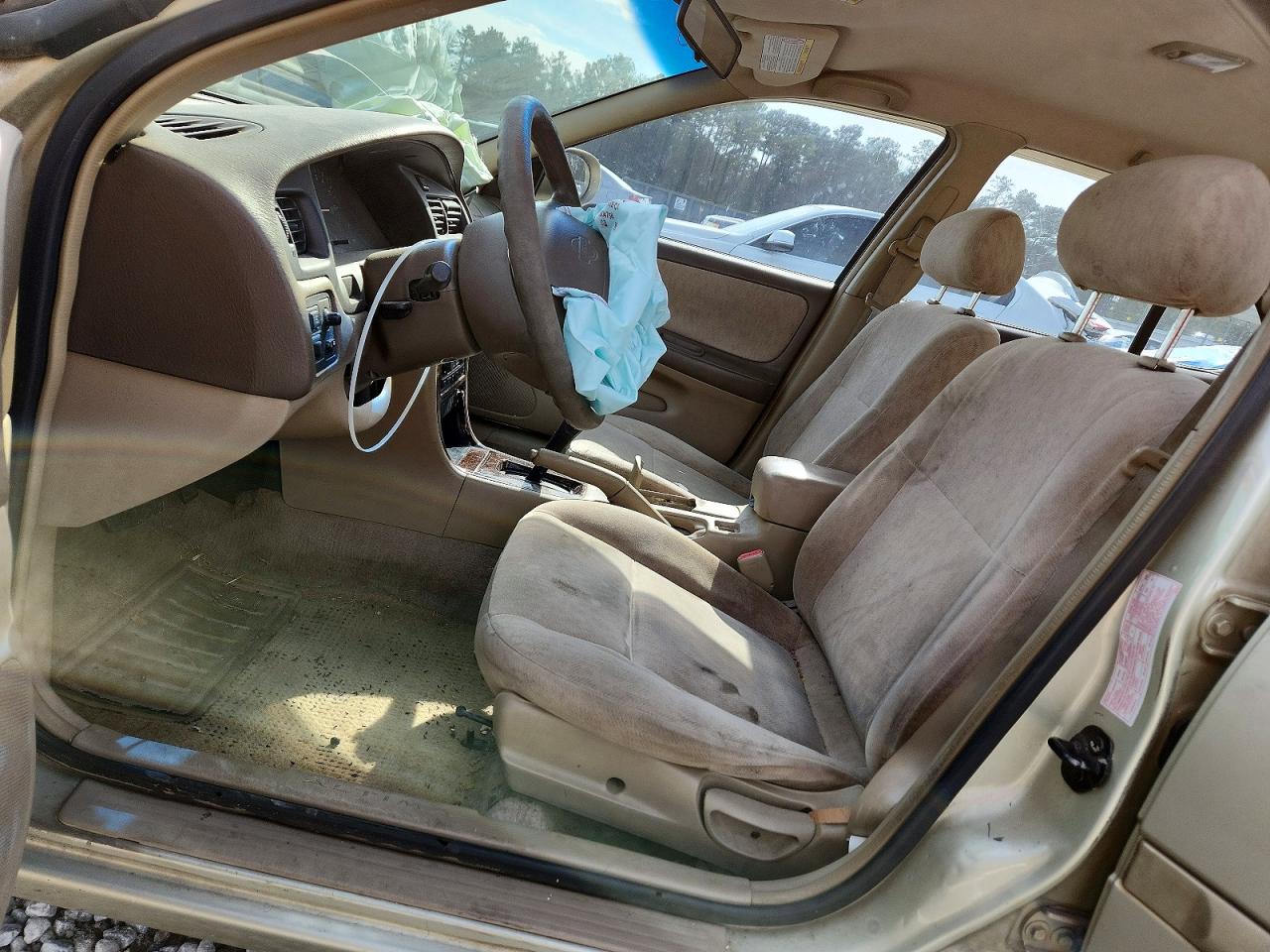 1999 Nissan Altima Xe Кремовый vin: 1N4DL01DXXC240570