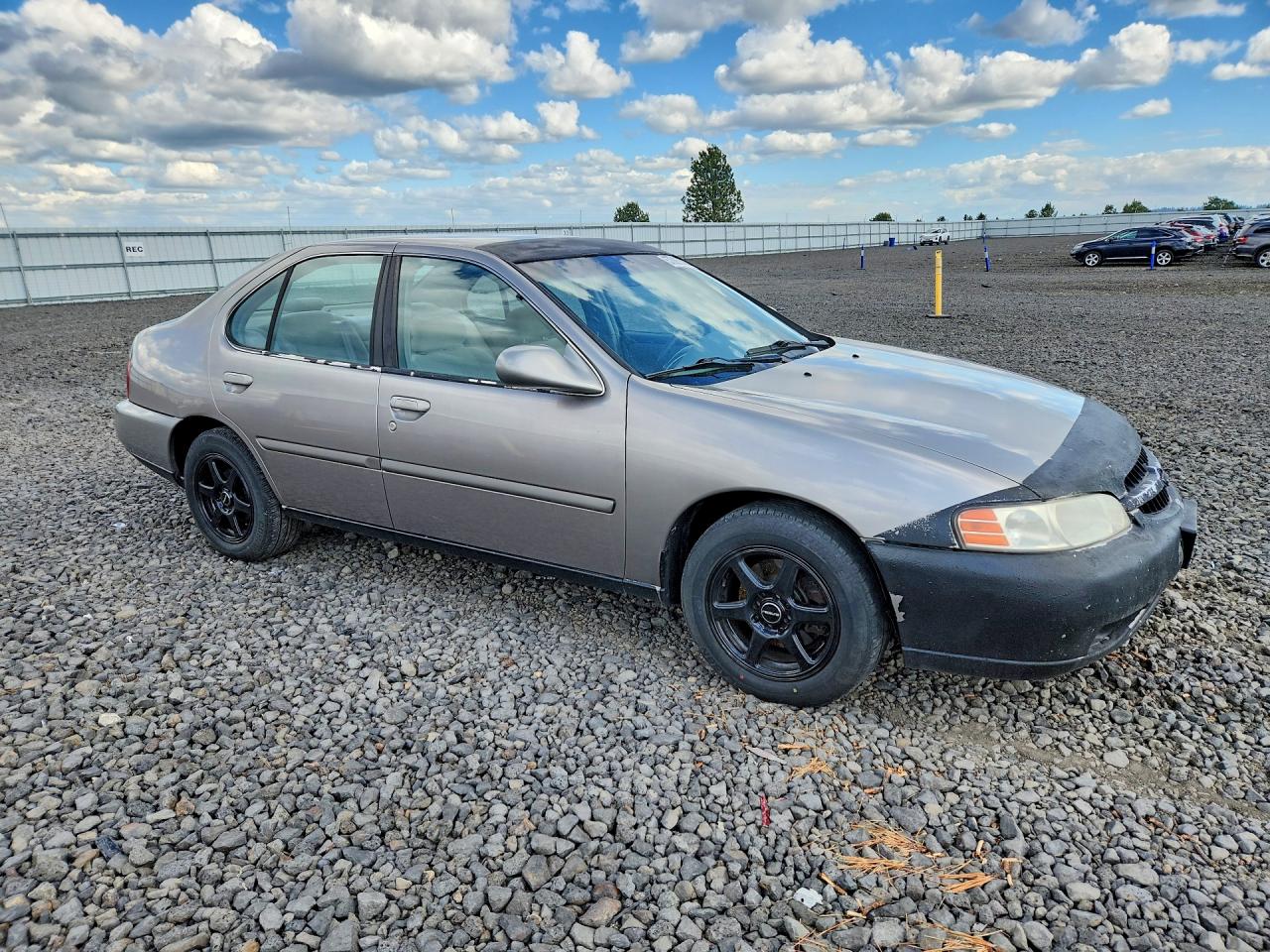 2000 Nissan Altima Xe Серый vin: 1N4DL01DXYC221633