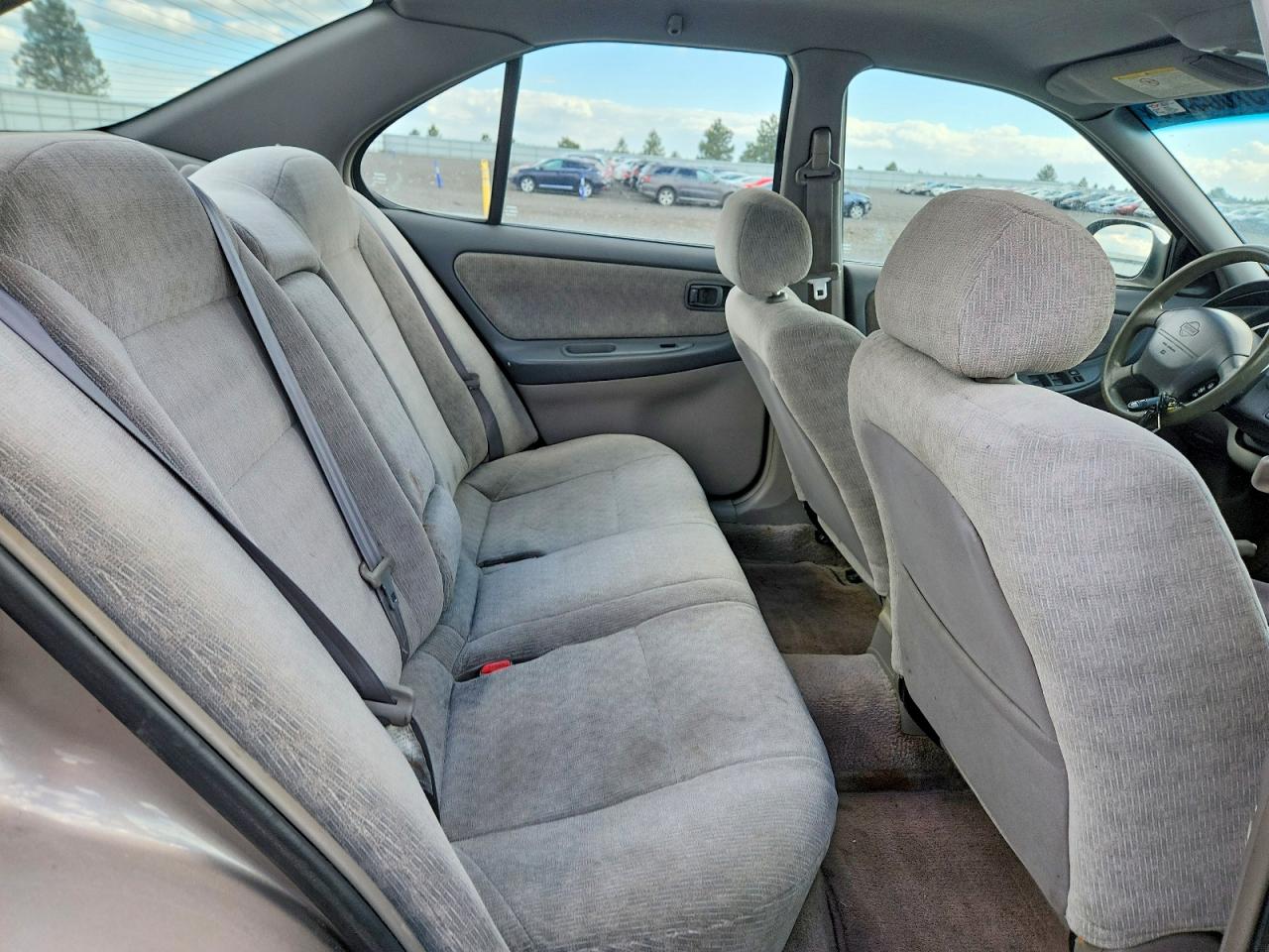 2000 Nissan Altima Xe Серый vin: 1N4DL01DXYC221633