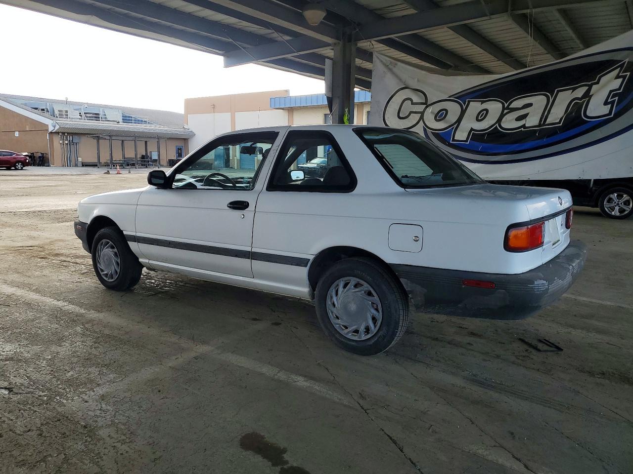 1992 Nissan Sentra E White vin: 1N4EB32A0NC742076