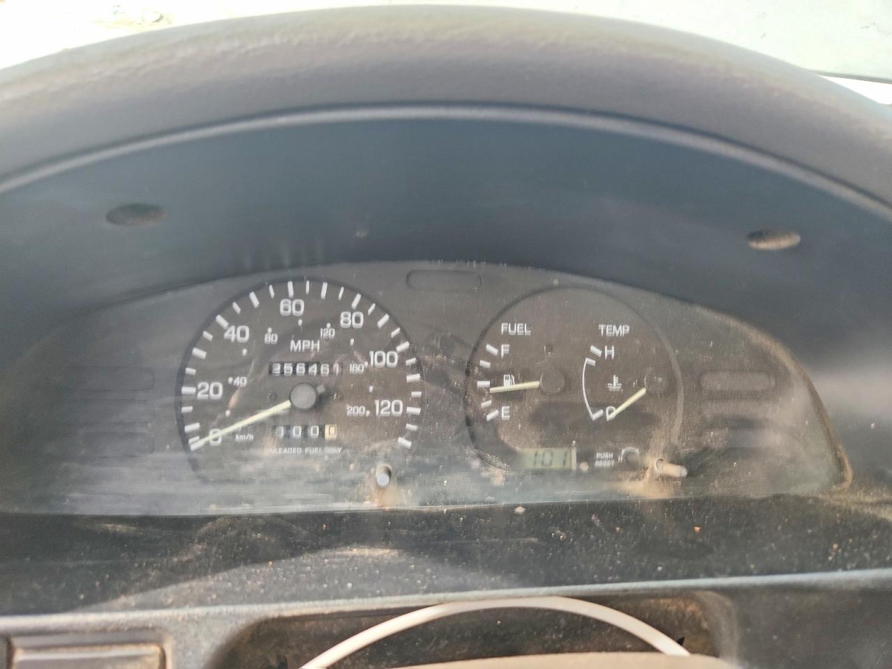 1993 Nissan Sentra E Gray vin: 1N4EB32A6PC811761