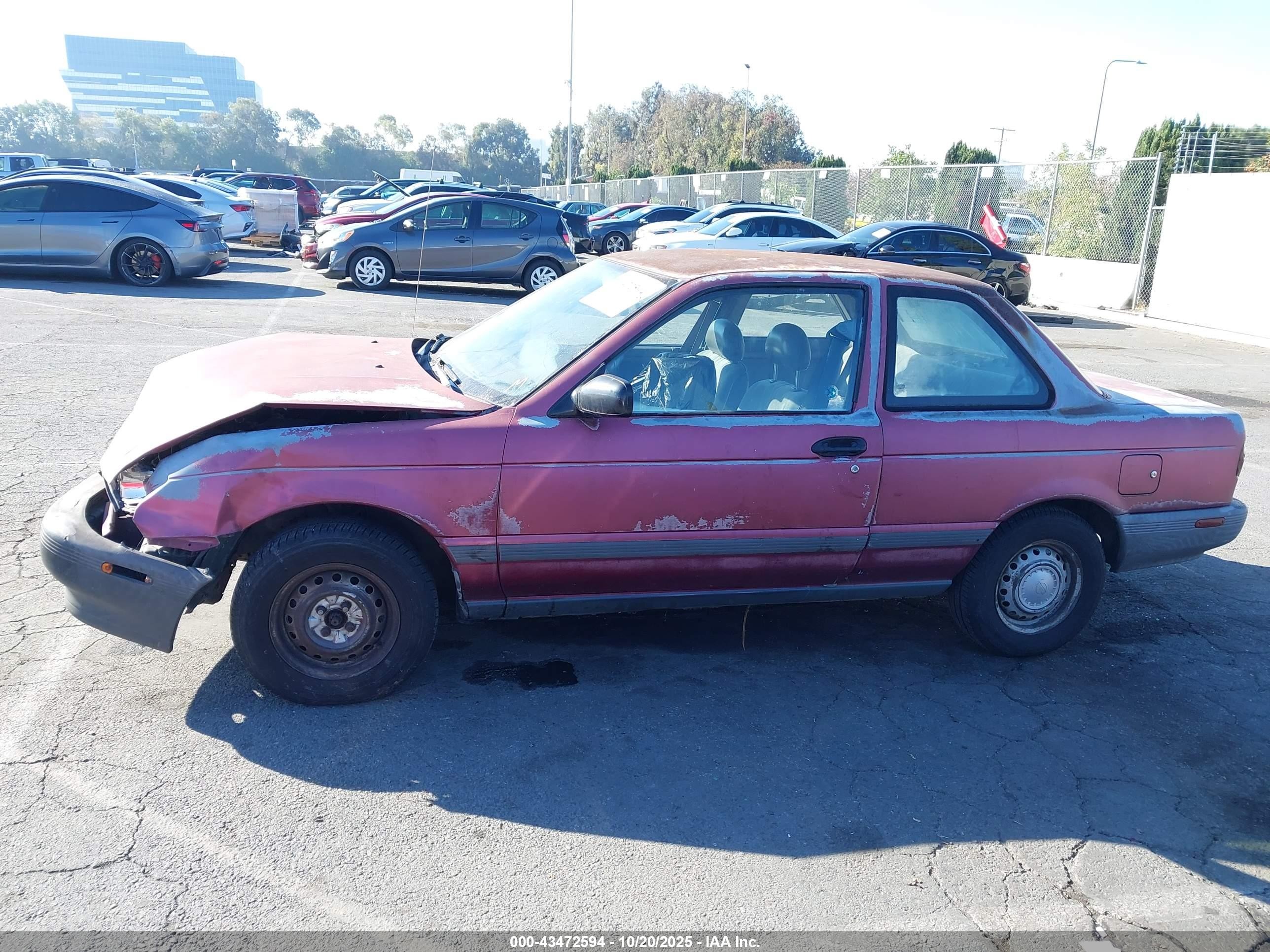 1993 Nissan Sentra E/xe/se Red vin: 1N4EB32A8PC701505