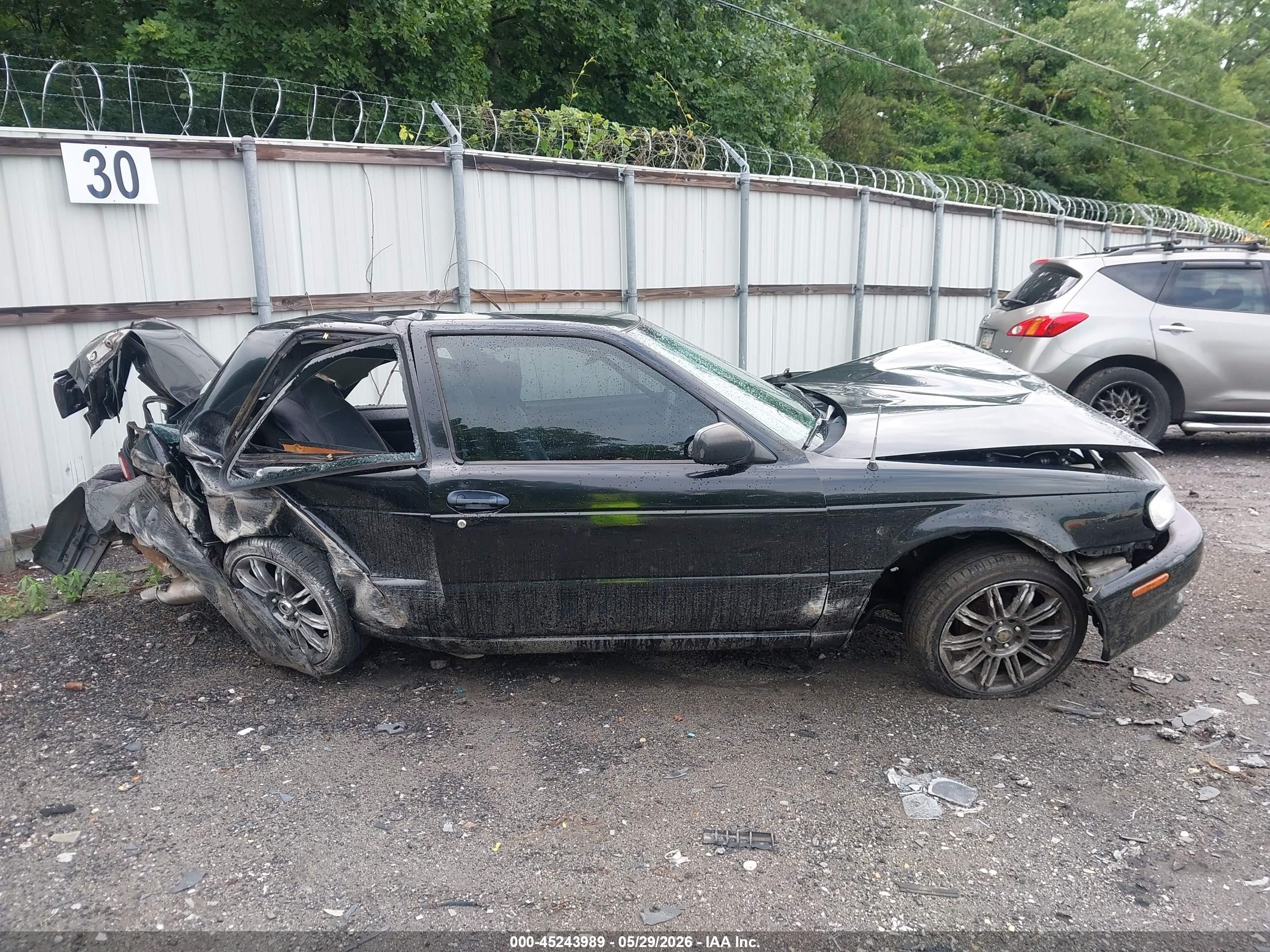 1994 Nissan Sentra E/xe/se/le Black vin: 1N4EB32A9RC825883