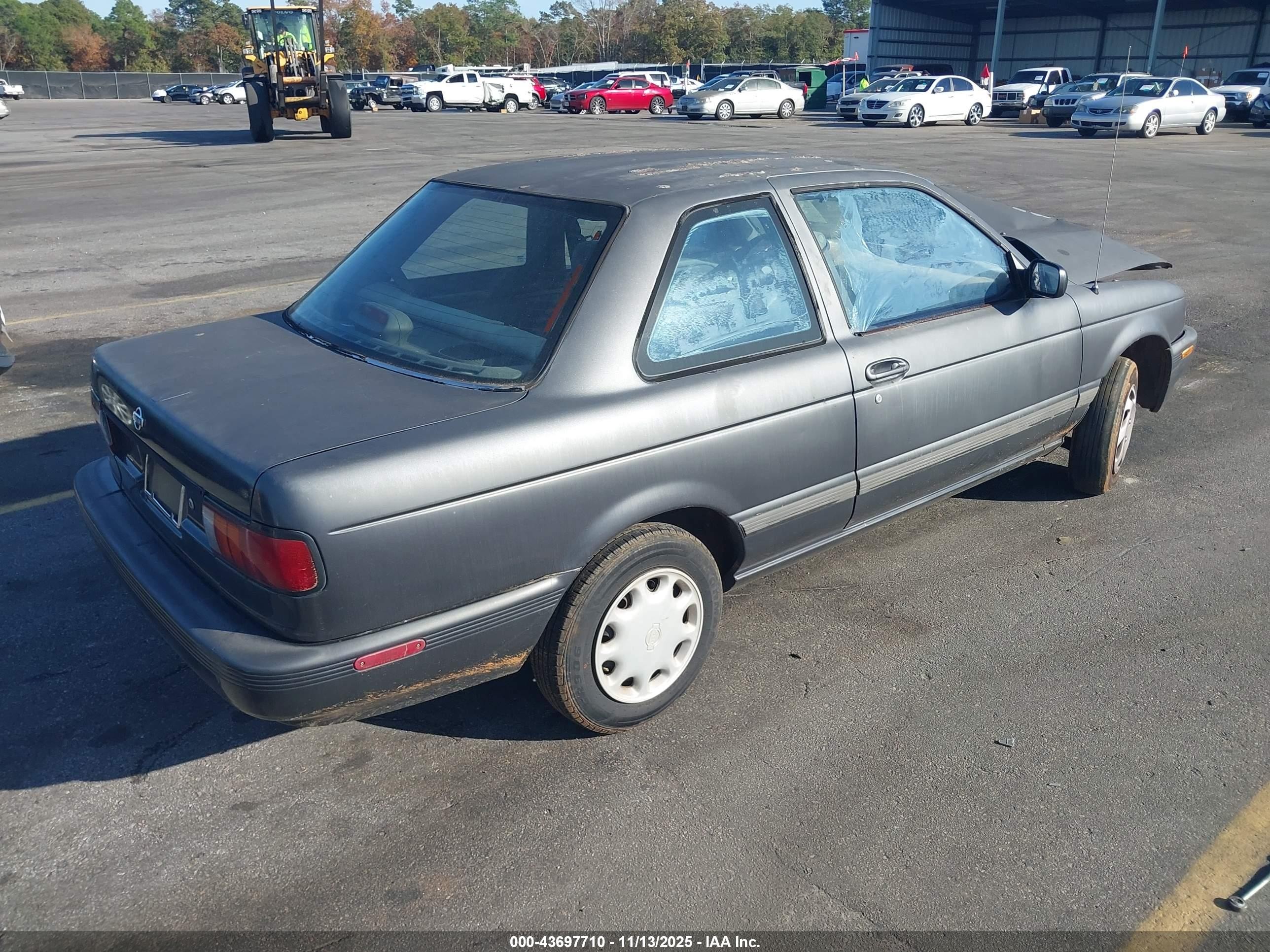 1993 Nissan Sentra E/xe/se Серый vin: 1N4EB32H5PC814471