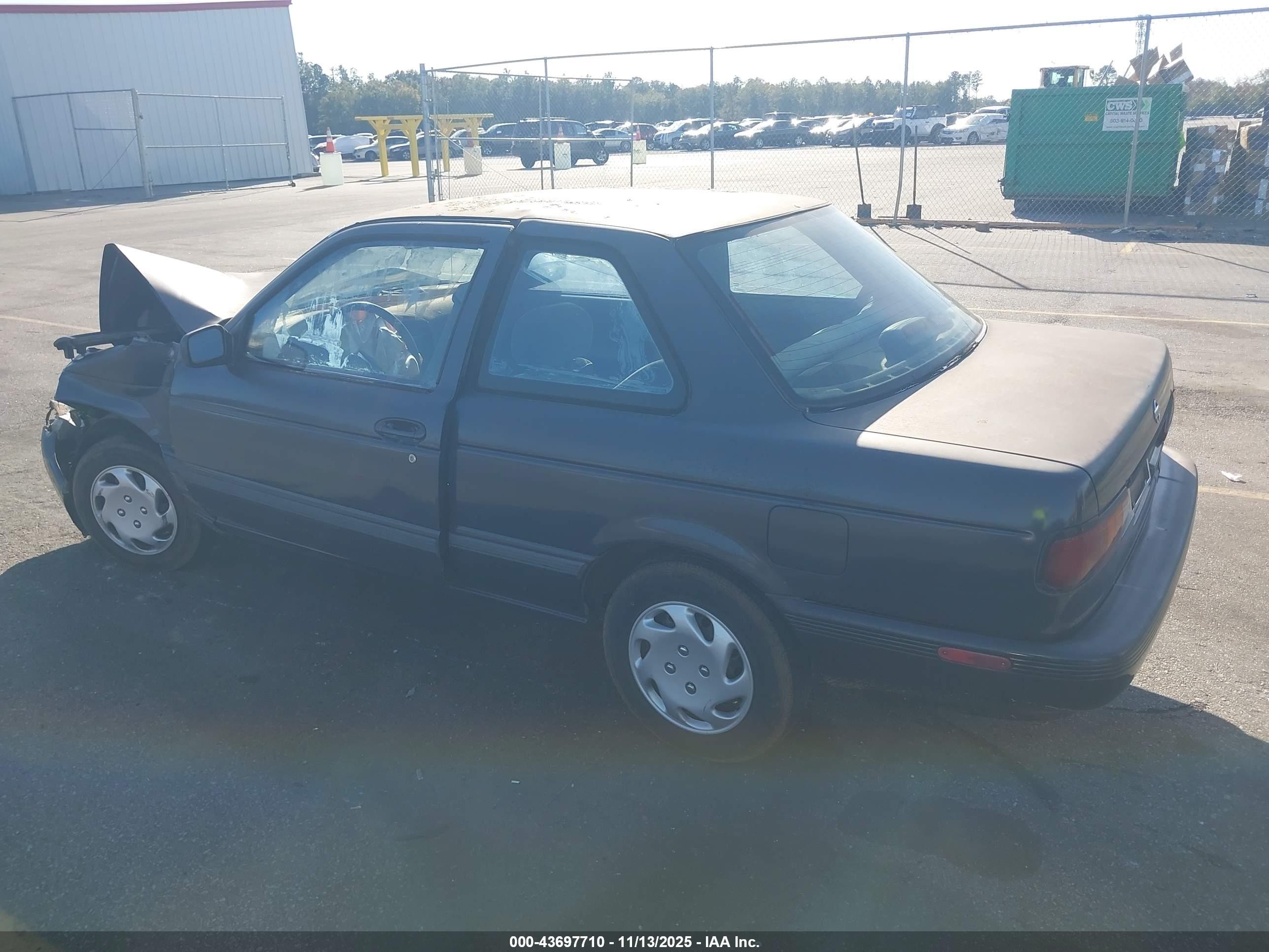 1993 Nissan Sentra E/xe/se Серый vin: 1N4EB32H5PC814471