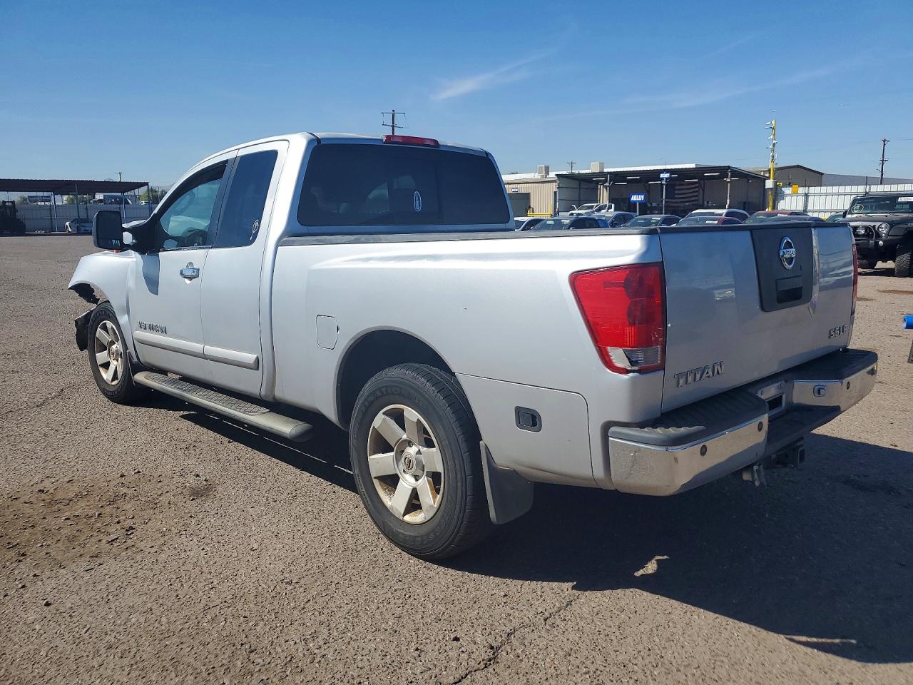 2005 Nissan Titan Xe Silver vin: 1N6AA06A05N559766