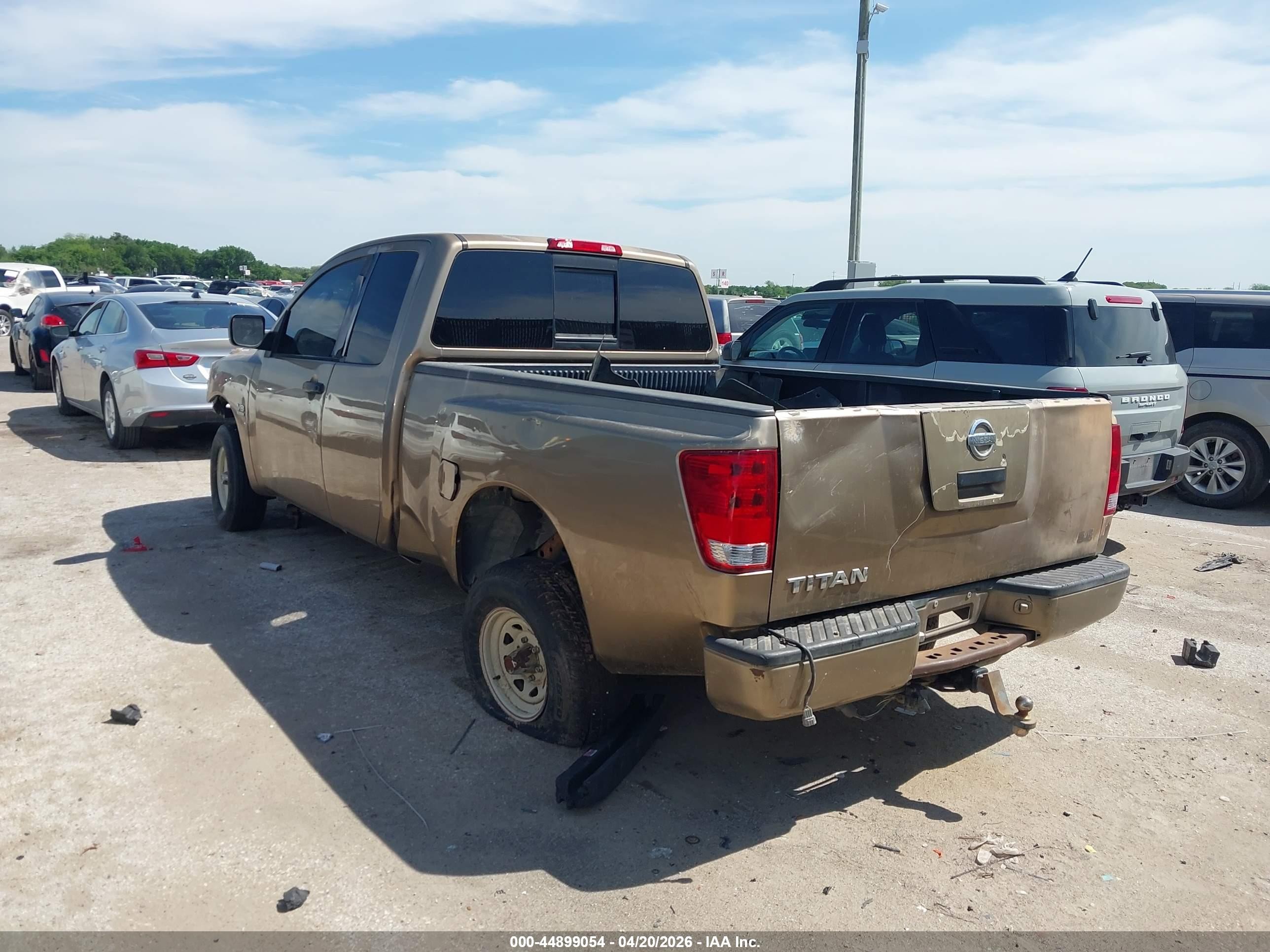 2004 Nissan Titan Xe Коричневый vin: 1N6AA06A24N501849