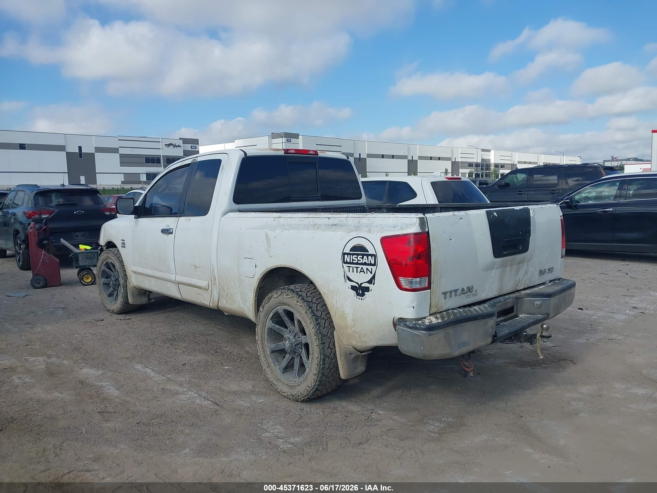 2004 Nissan Titan Se White vin: 1N6AA06A84N508353