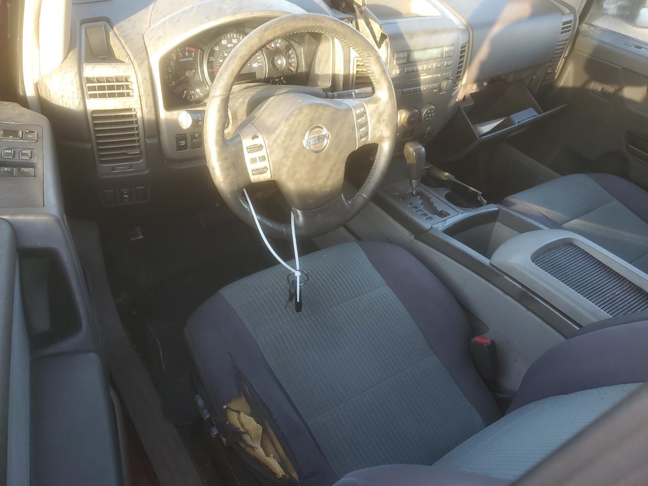 2004 Nissan Titan Xe Red vin: 1N6AA06A84N590763
