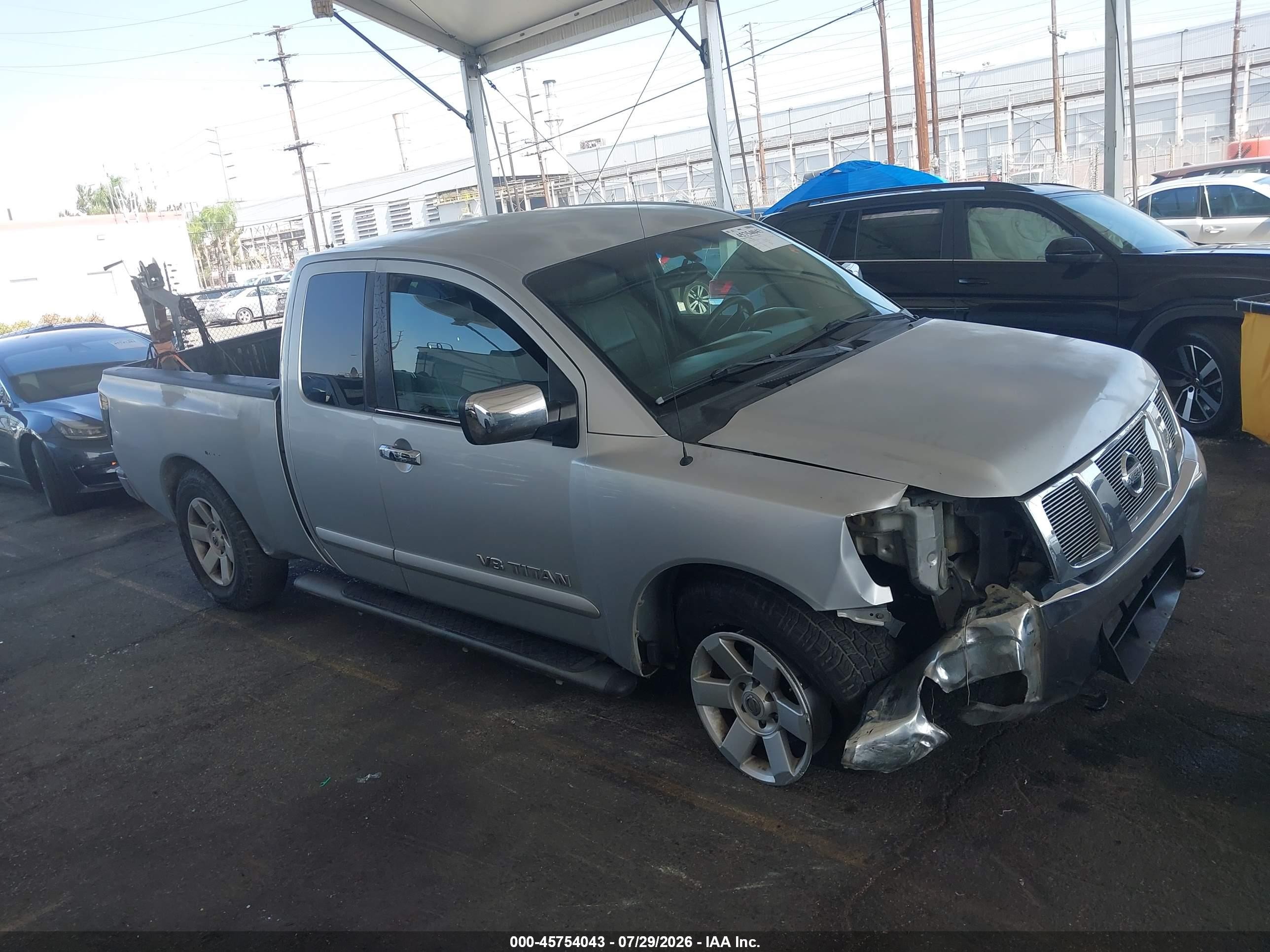 2005 Nissan Titan Le Silver vin: 1N6AA06A95N522375