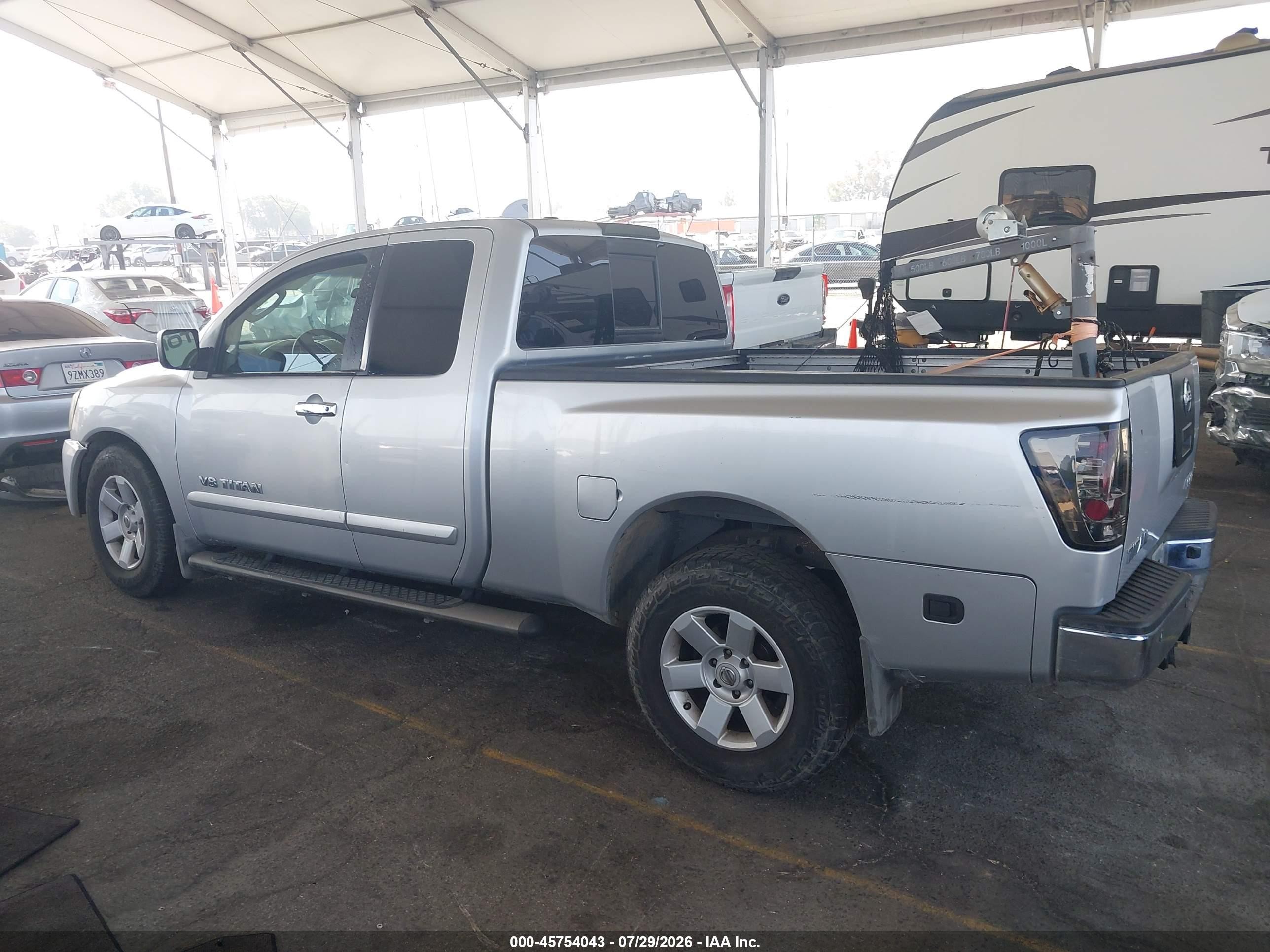 2005 Nissan Titan Le Silver vin: 1N6AA06A95N522375