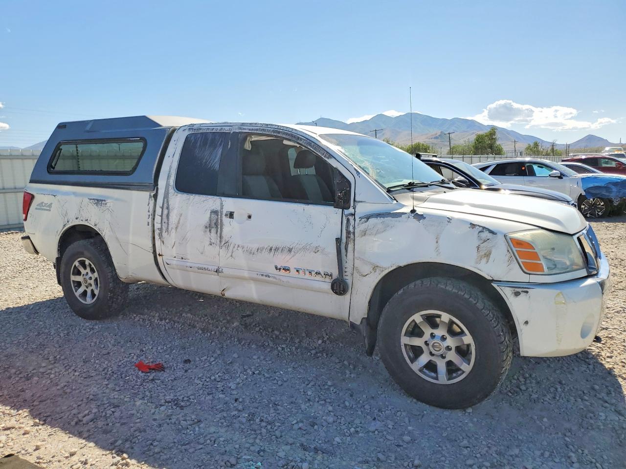 2005 Nissan Titan Xe Белый vin: 1N6AA06B05N540319