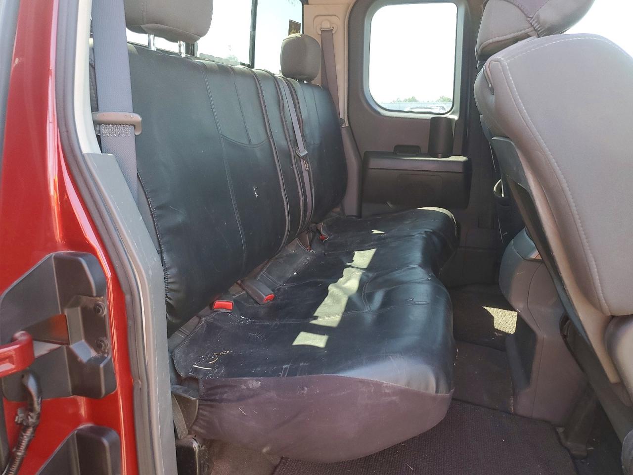 2005 Nissan Titan Xe Red vin: 1N6AA06B25N534814