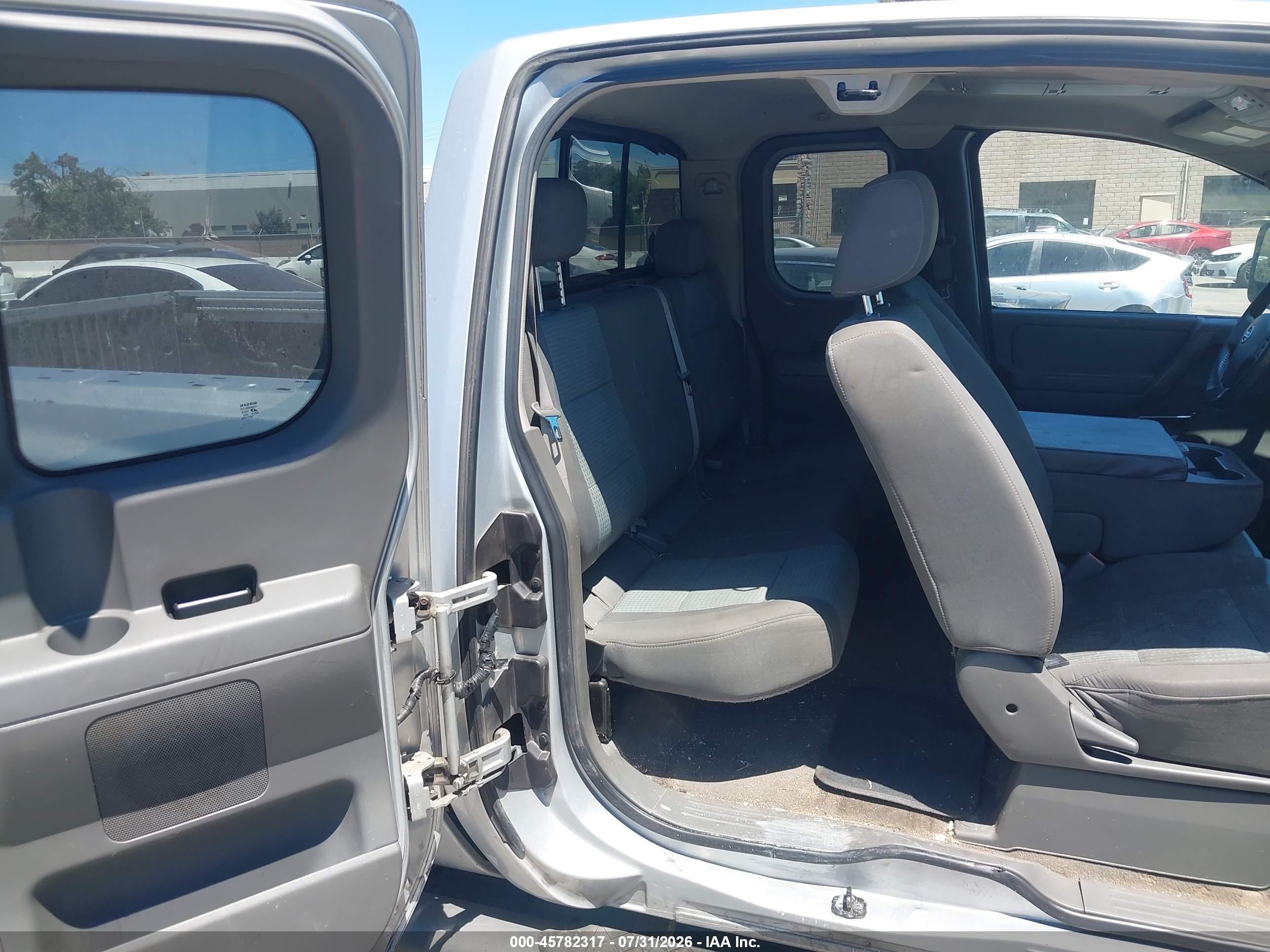 2006 Nissan Titan Se Серебряный vin: 1N6AA06B26N543191