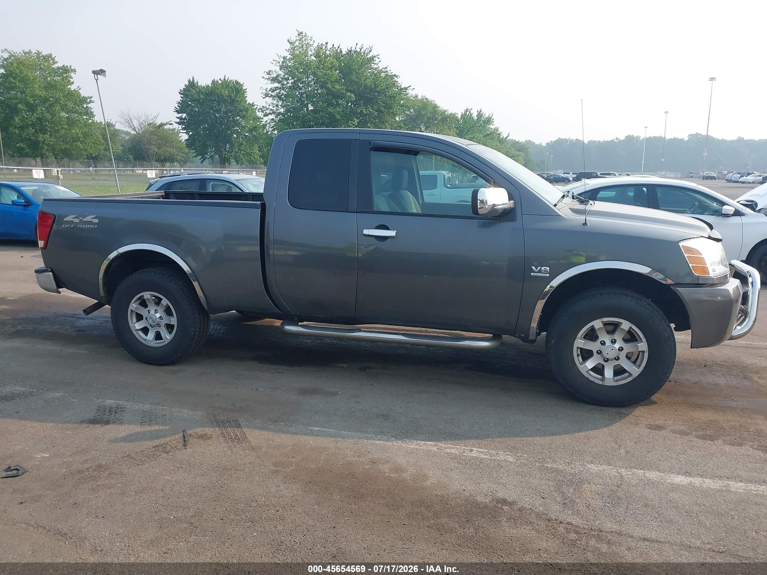 2004 Nissan Titan Xe Gray vin: 1N6AA06B44N551192