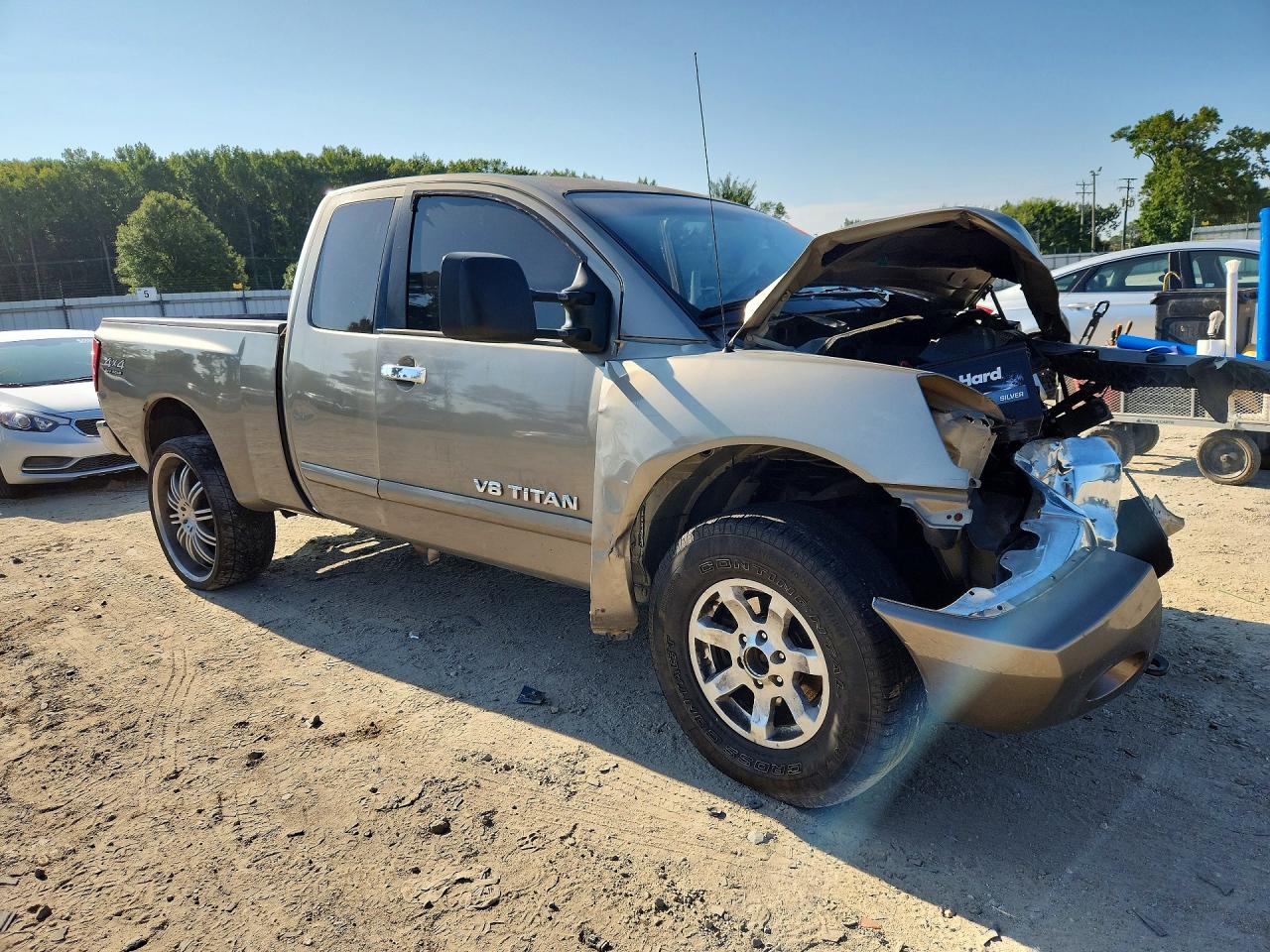 2006 Nissan Titan Gold vin: 1N6AA06B56N532430