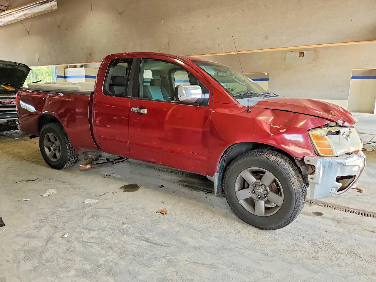 2005 Nissan Titan Xe Burgundy vin: 1N6AA06B65N505154