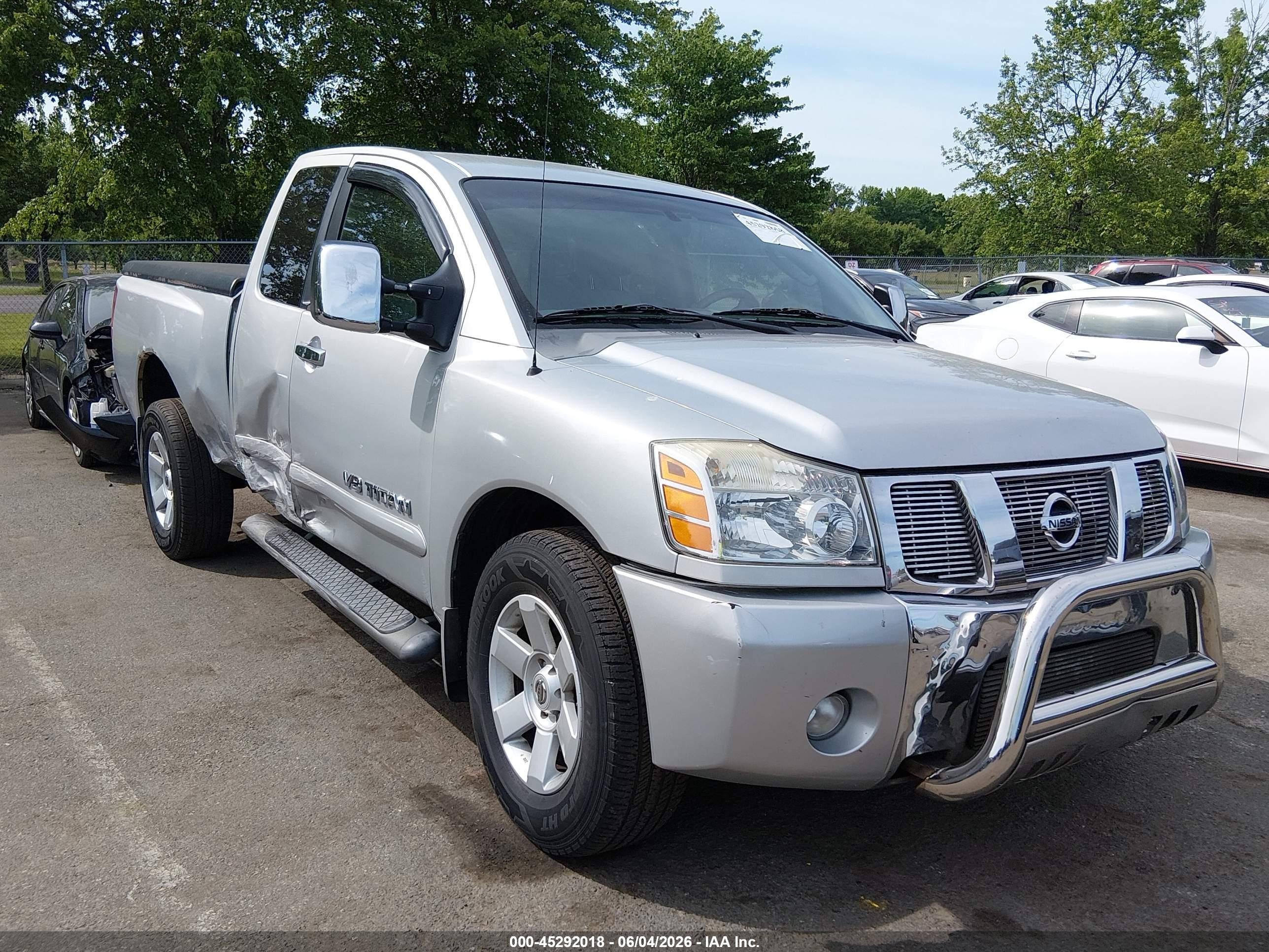 2005 Nissan Titan Le Silver vin: 1N6AA06B65N571395