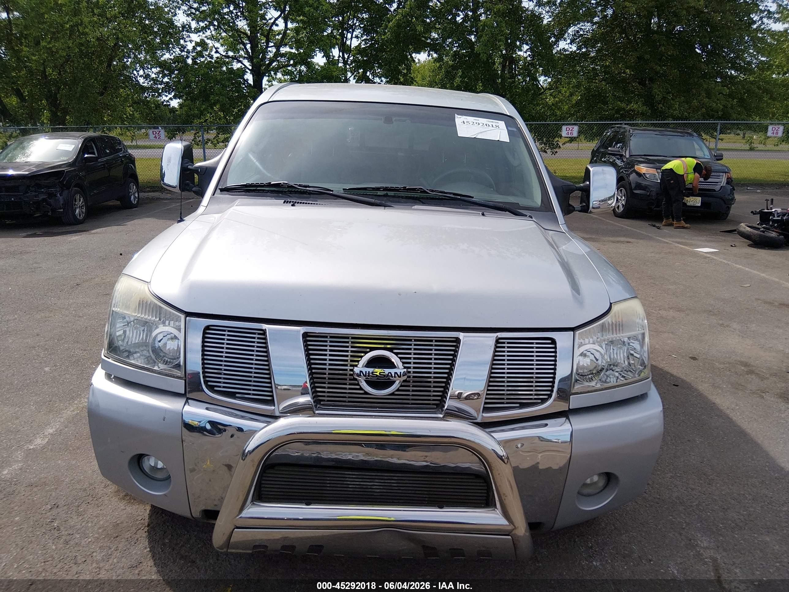 2005 Nissan Titan Le Silver vin: 1N6AA06B65N571395