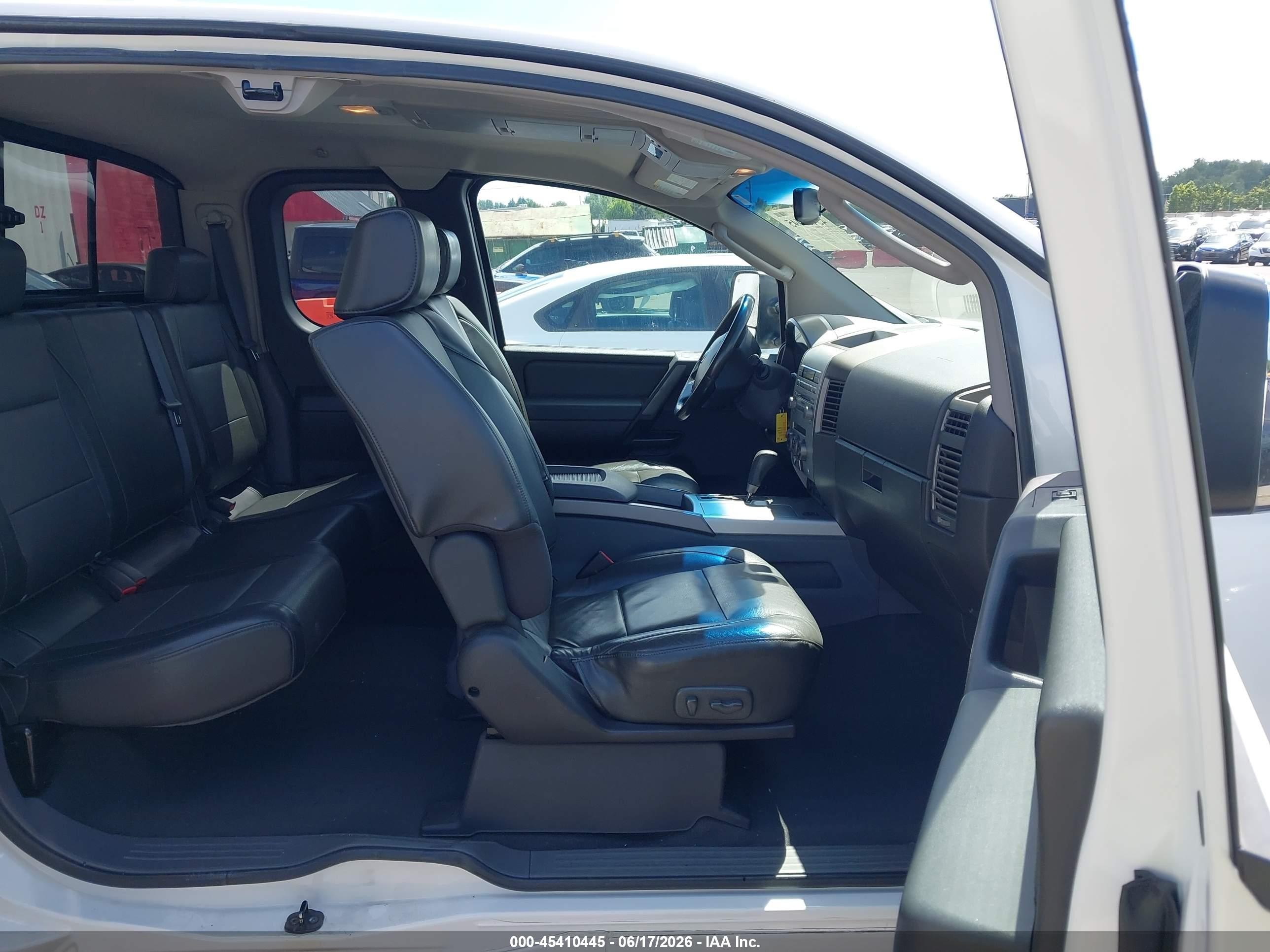 2006 Nissan Titan Le White vin: 1N6AA06B66N554162