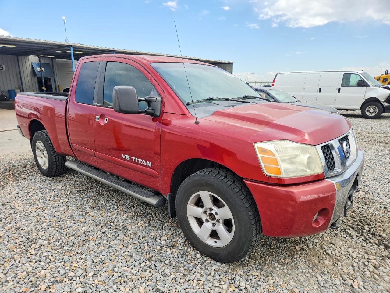2007 Nissan Titan Xe Red vin: 1N6AA06B67N203284