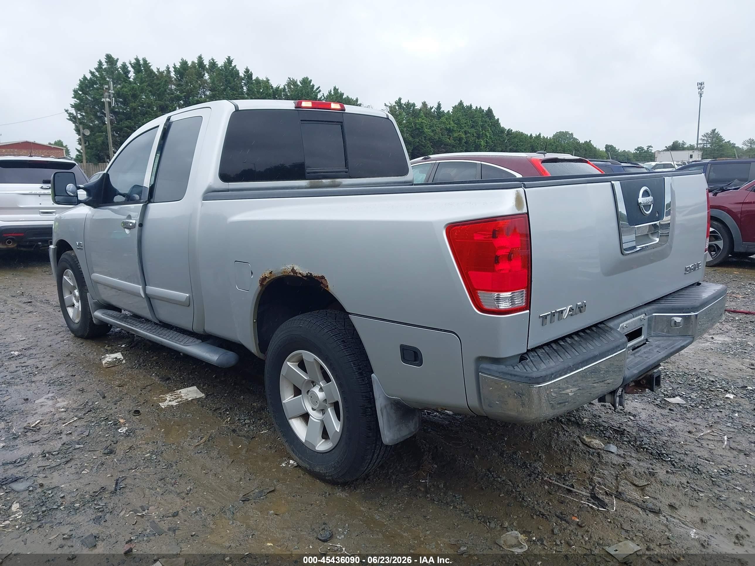 2004 Nissan Titan Le Silver vin: 1N6AA06B84N554192