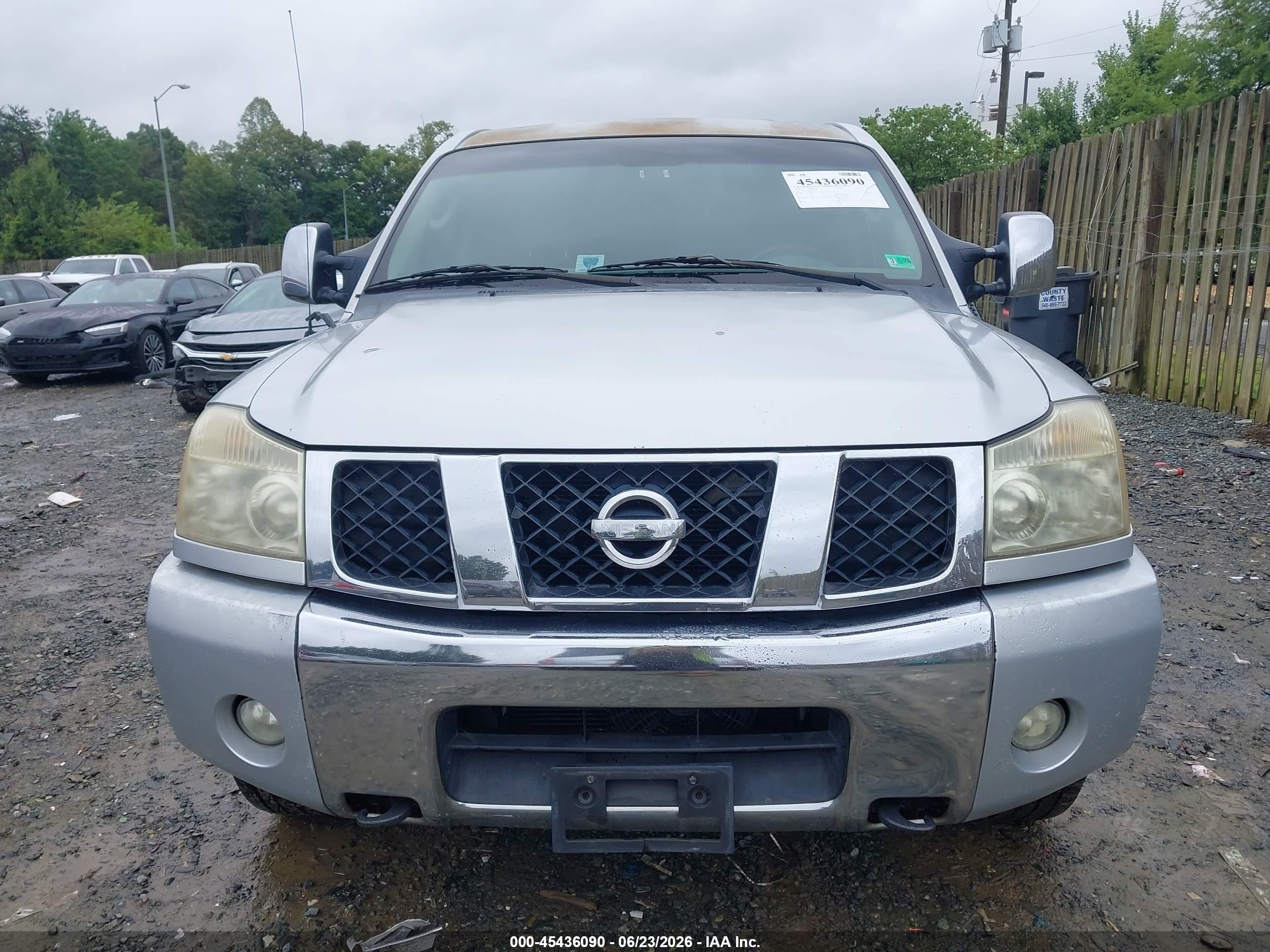 2004 Nissan Titan Le Silver vin: 1N6AA06B84N554192