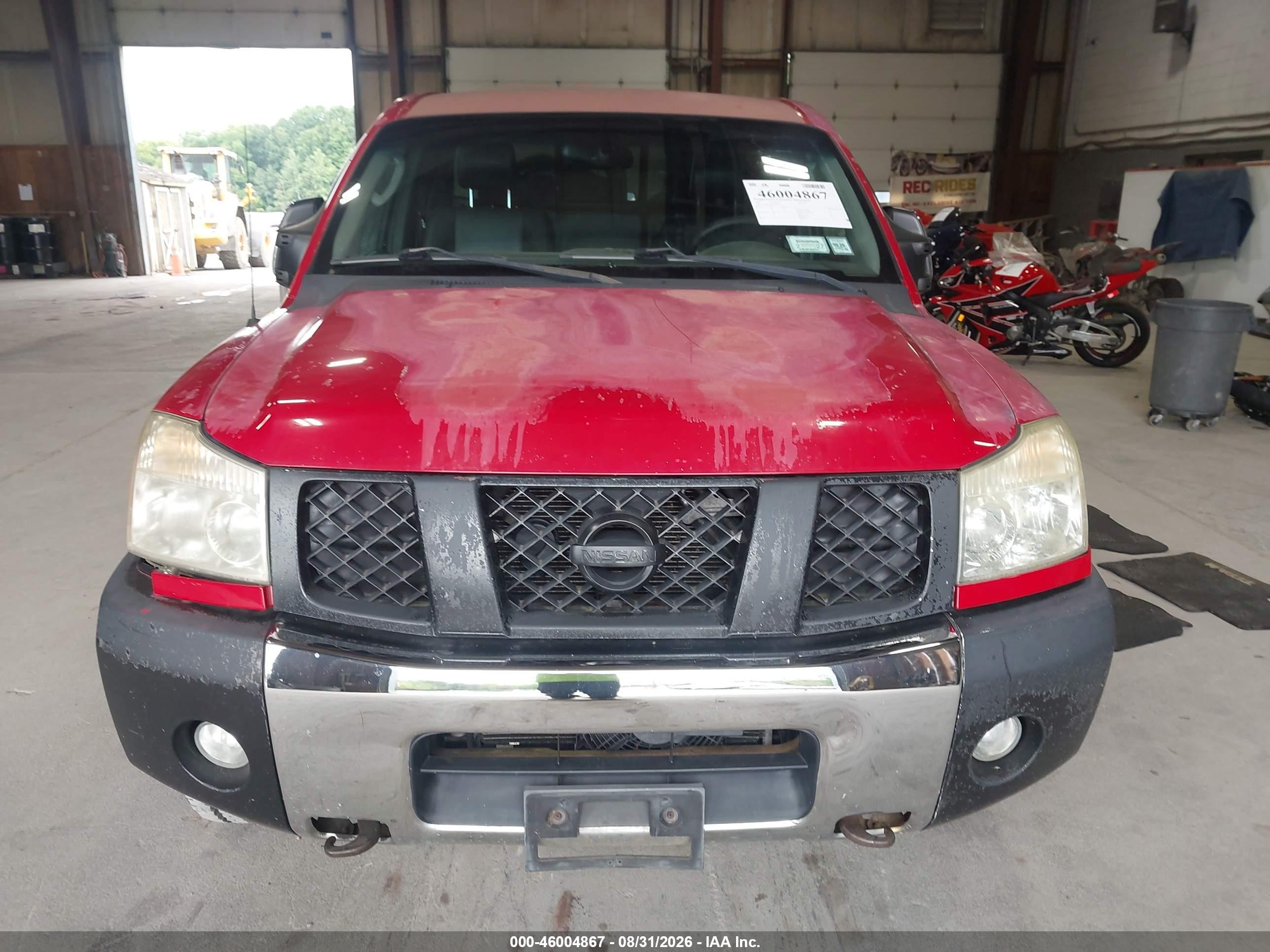 2005 Nissan Titan Le Red vin: 1N6AA06BX5N552977