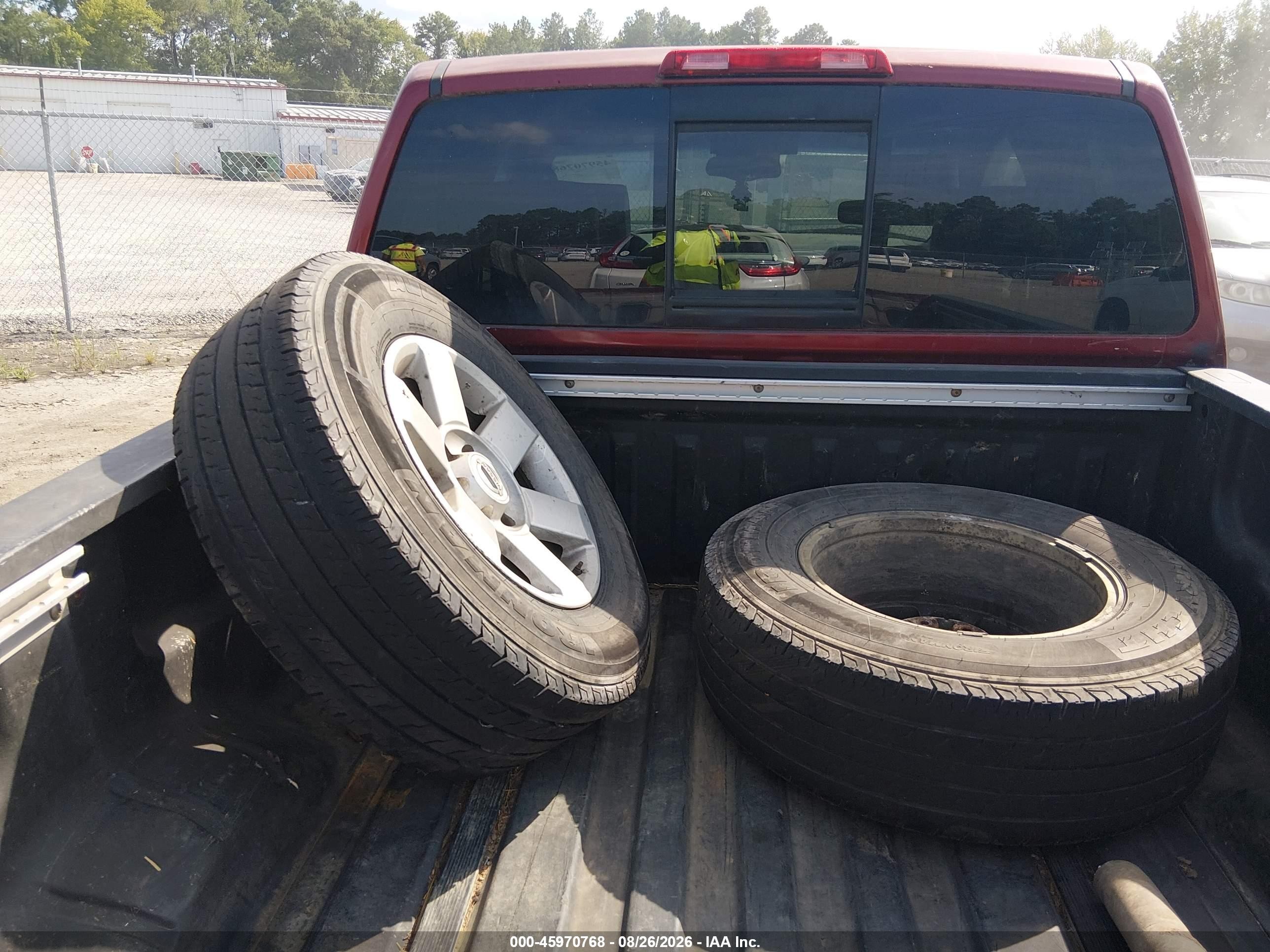 2005 Nissan Titan Le Бордовый vin: 1N6AA06BX5N564787