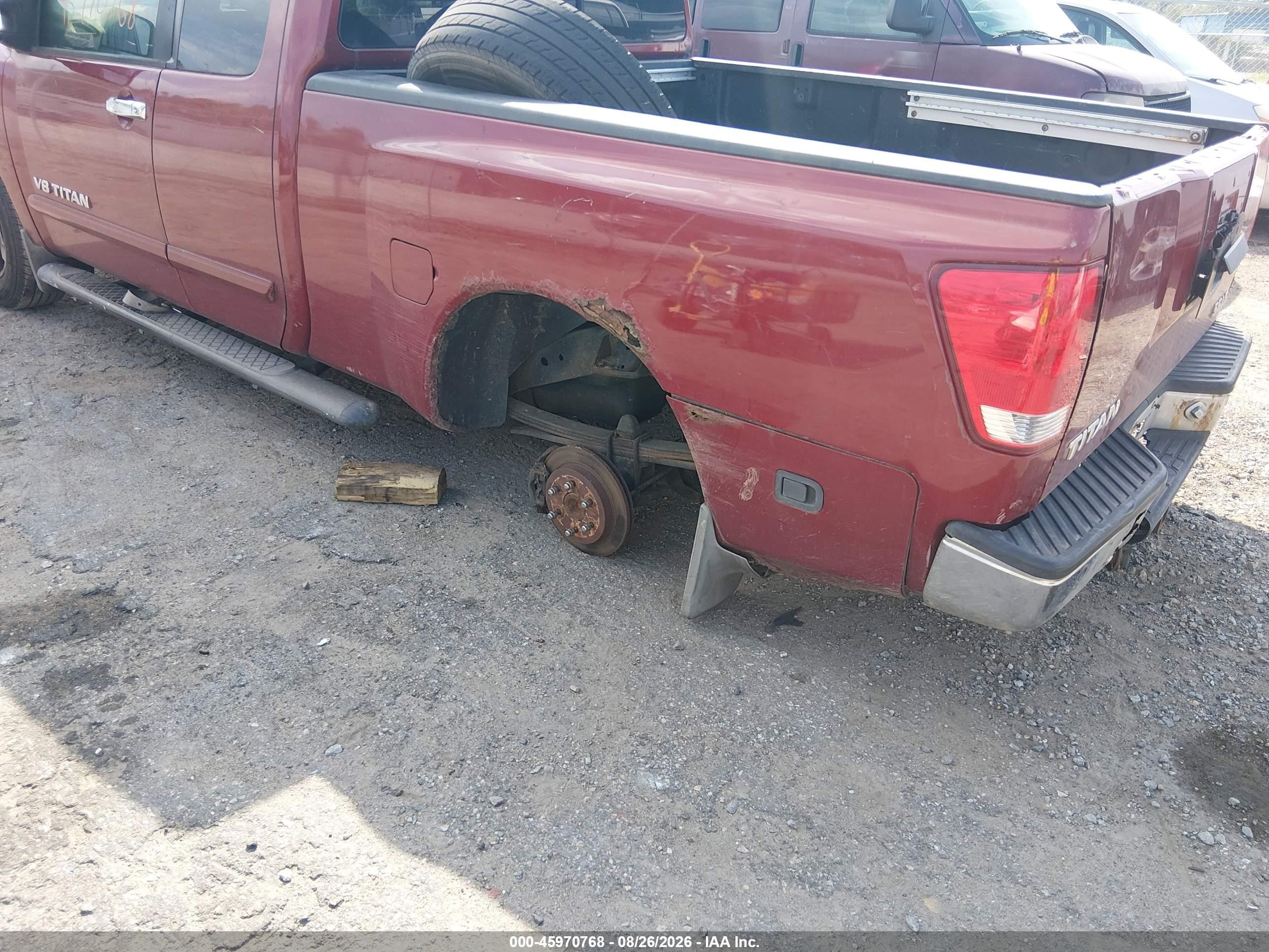 2005 Nissan Titan Le Бордовый vin: 1N6AA06BX5N564787