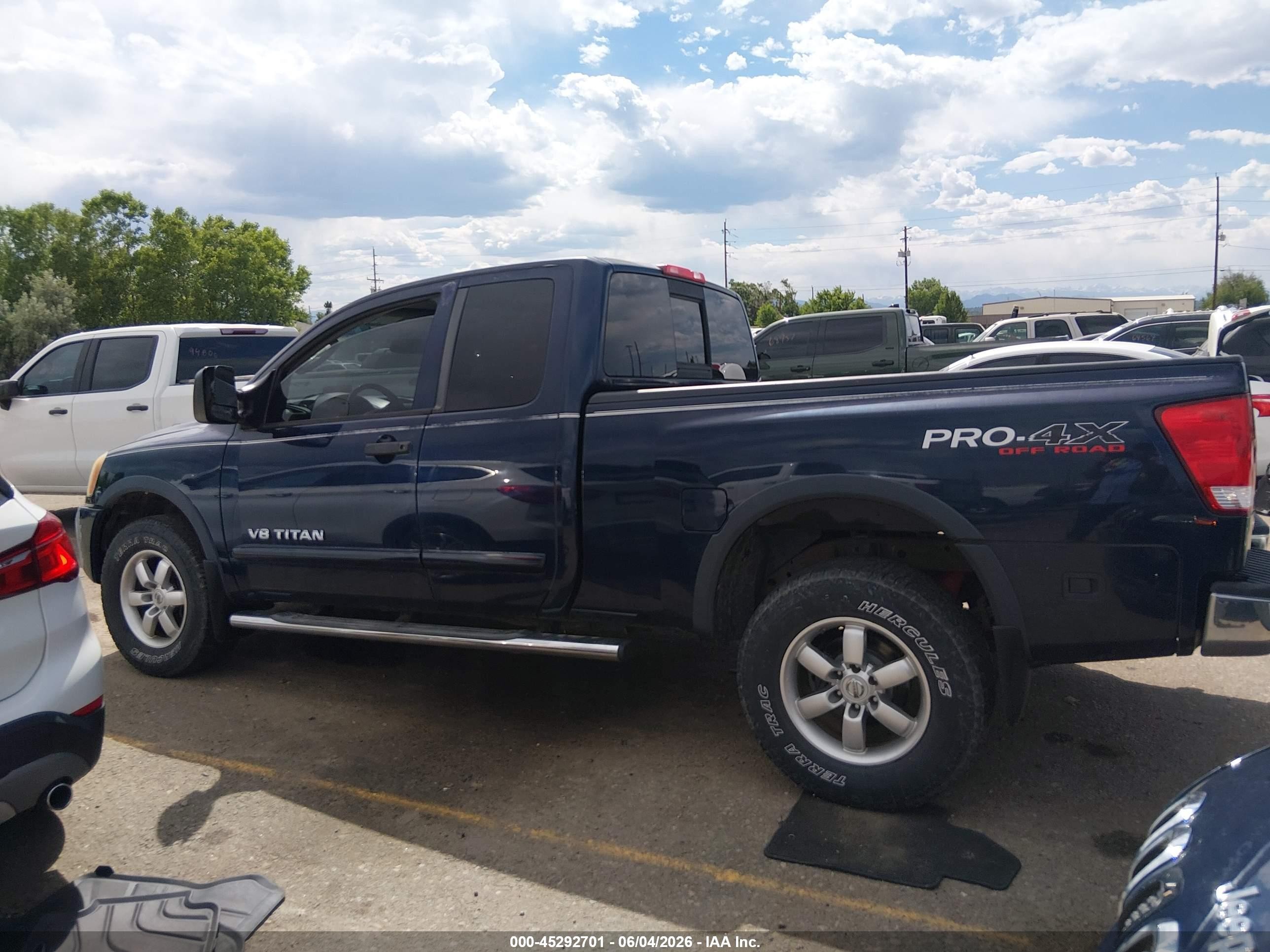 2008 Nissan Titan   Blue vin: 1N6AA06C28N352642