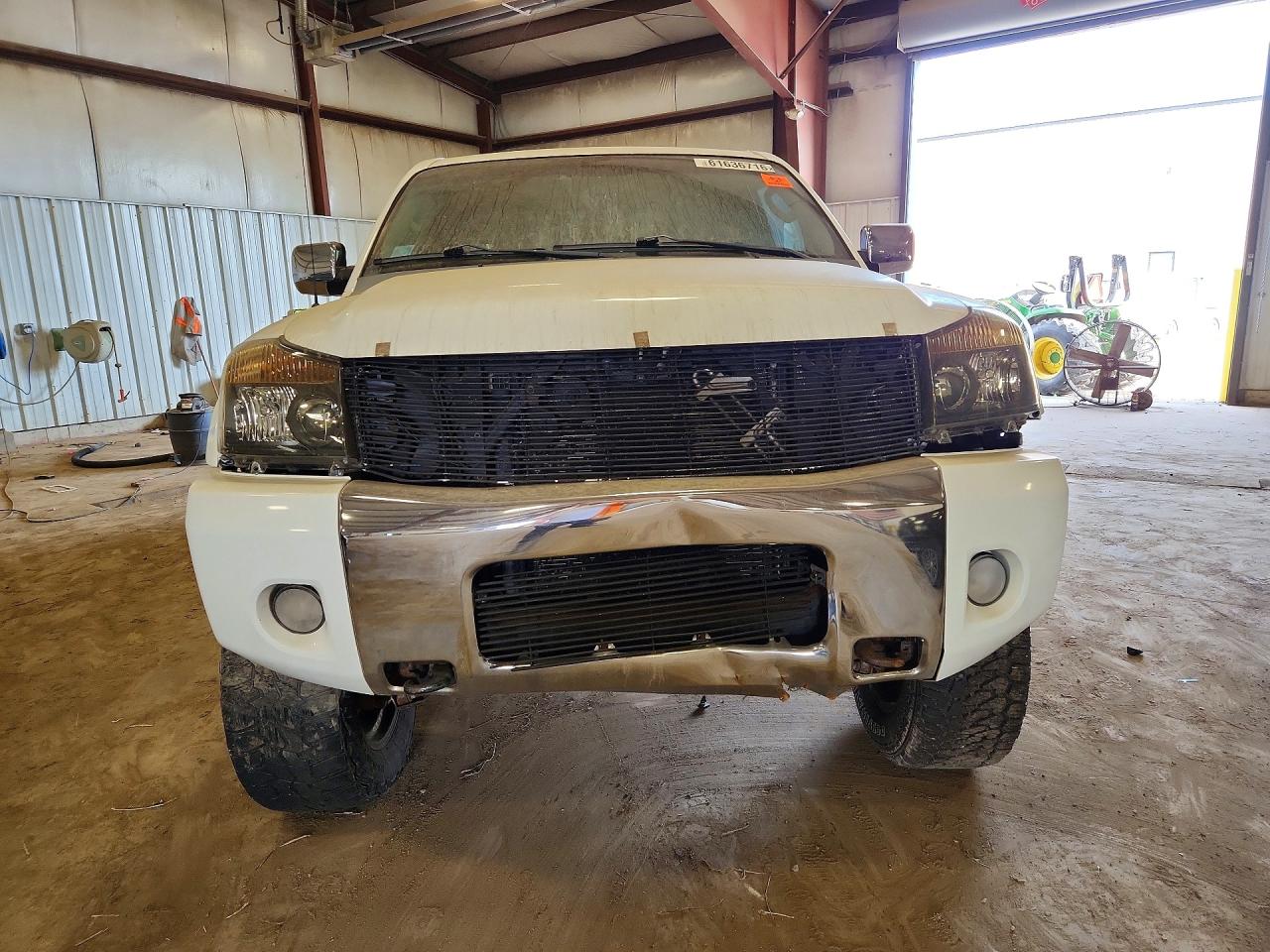 2009 Nissan Titan Xe White vin: 1N6AA06C49N305095