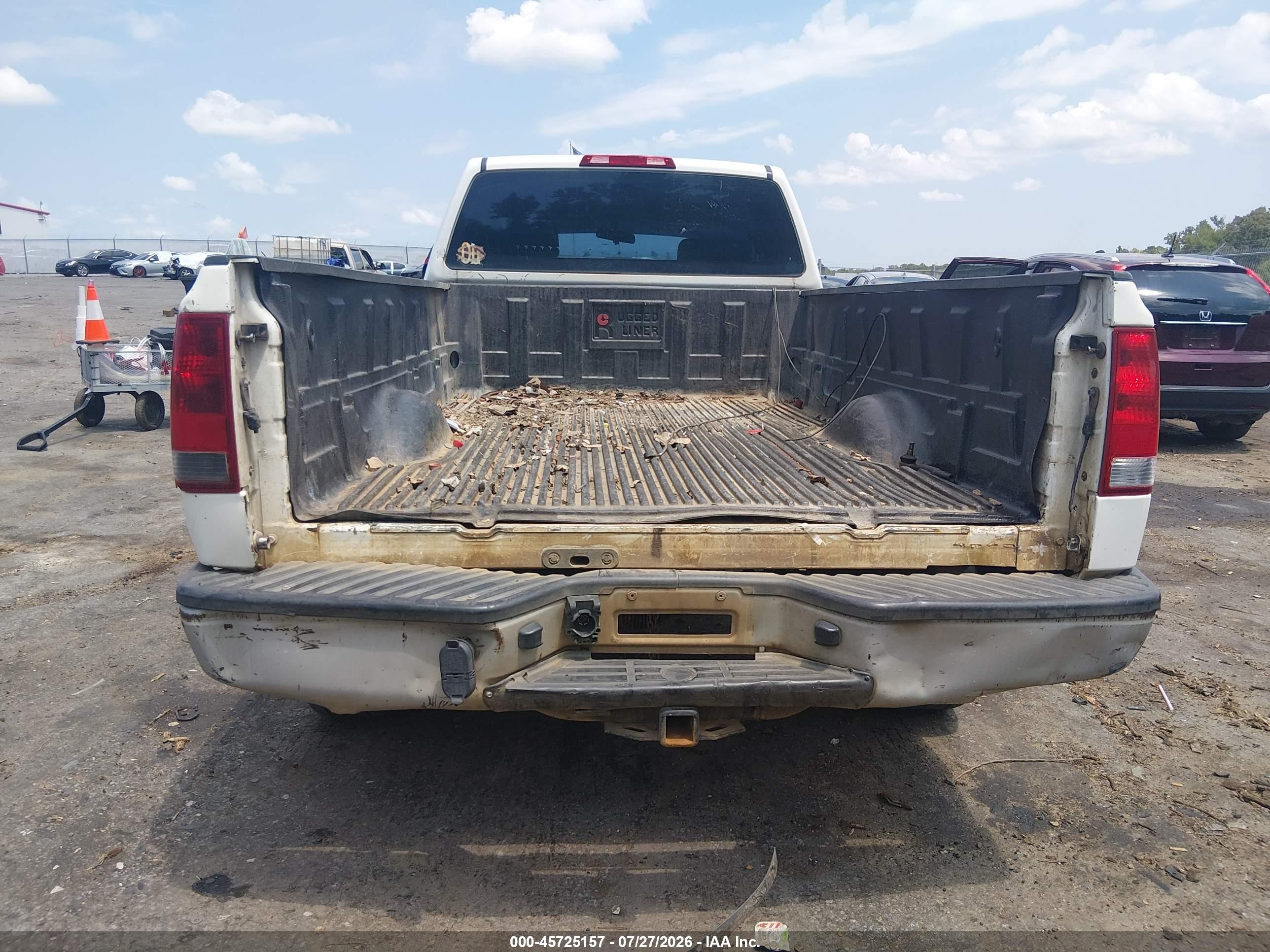 2008 Nissan Titan Xe White vin: 1N6AA06E88N320103