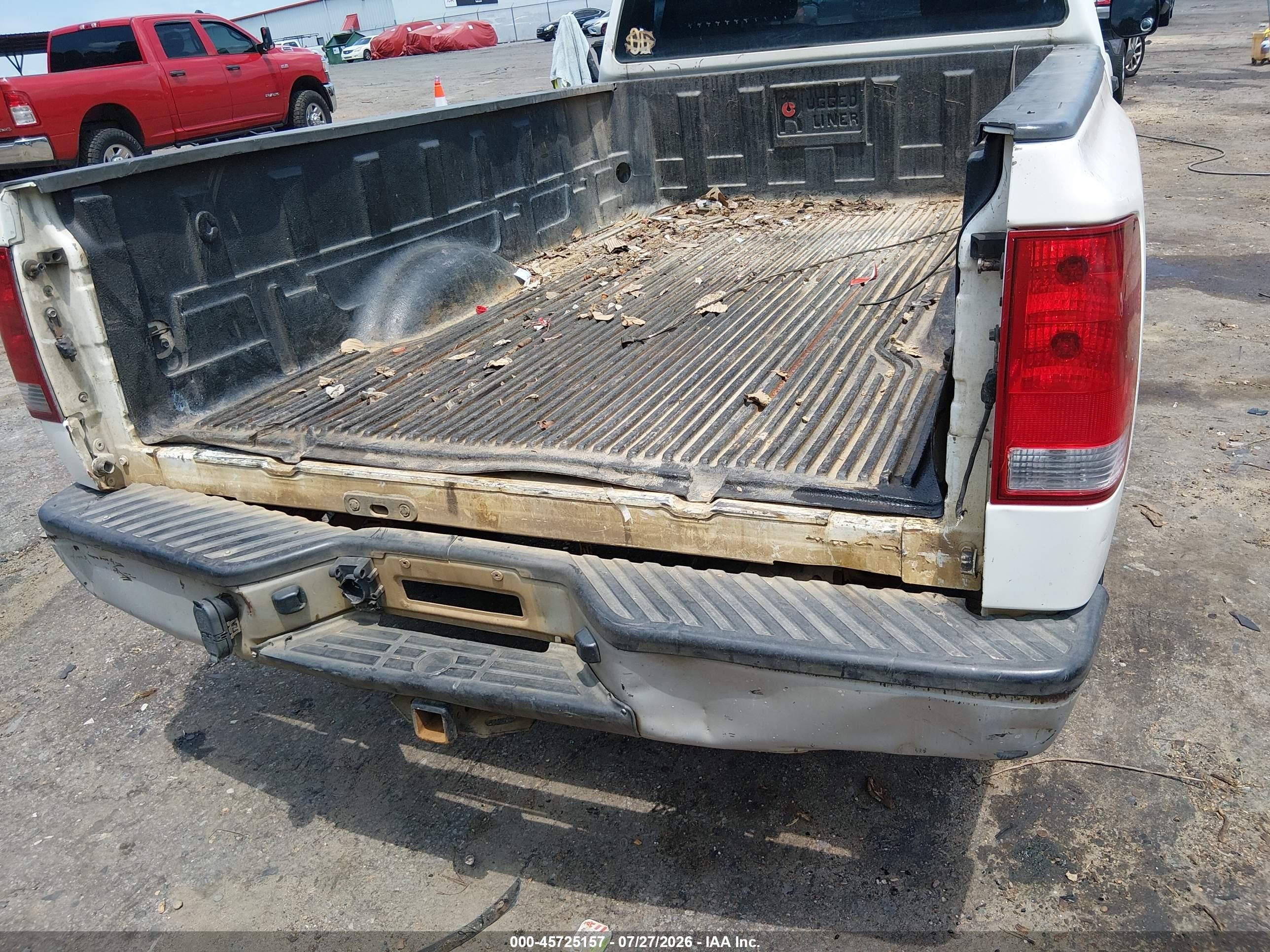 2008 Nissan Titan Xe White vin: 1N6AA06E88N320103