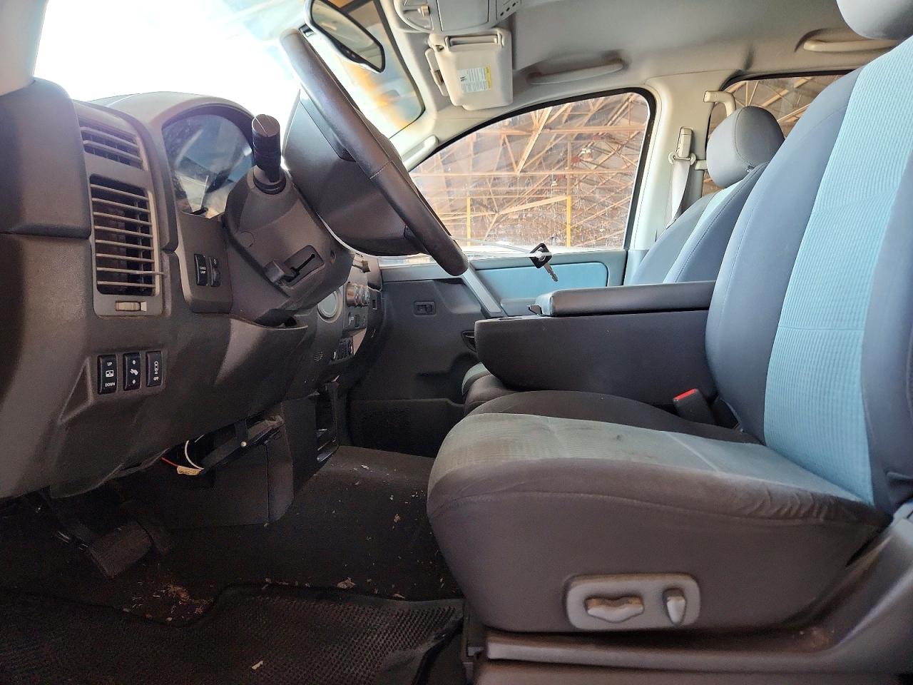 2005 Nissan Titan Xe Gray vin: 1N6AA07A05N510887