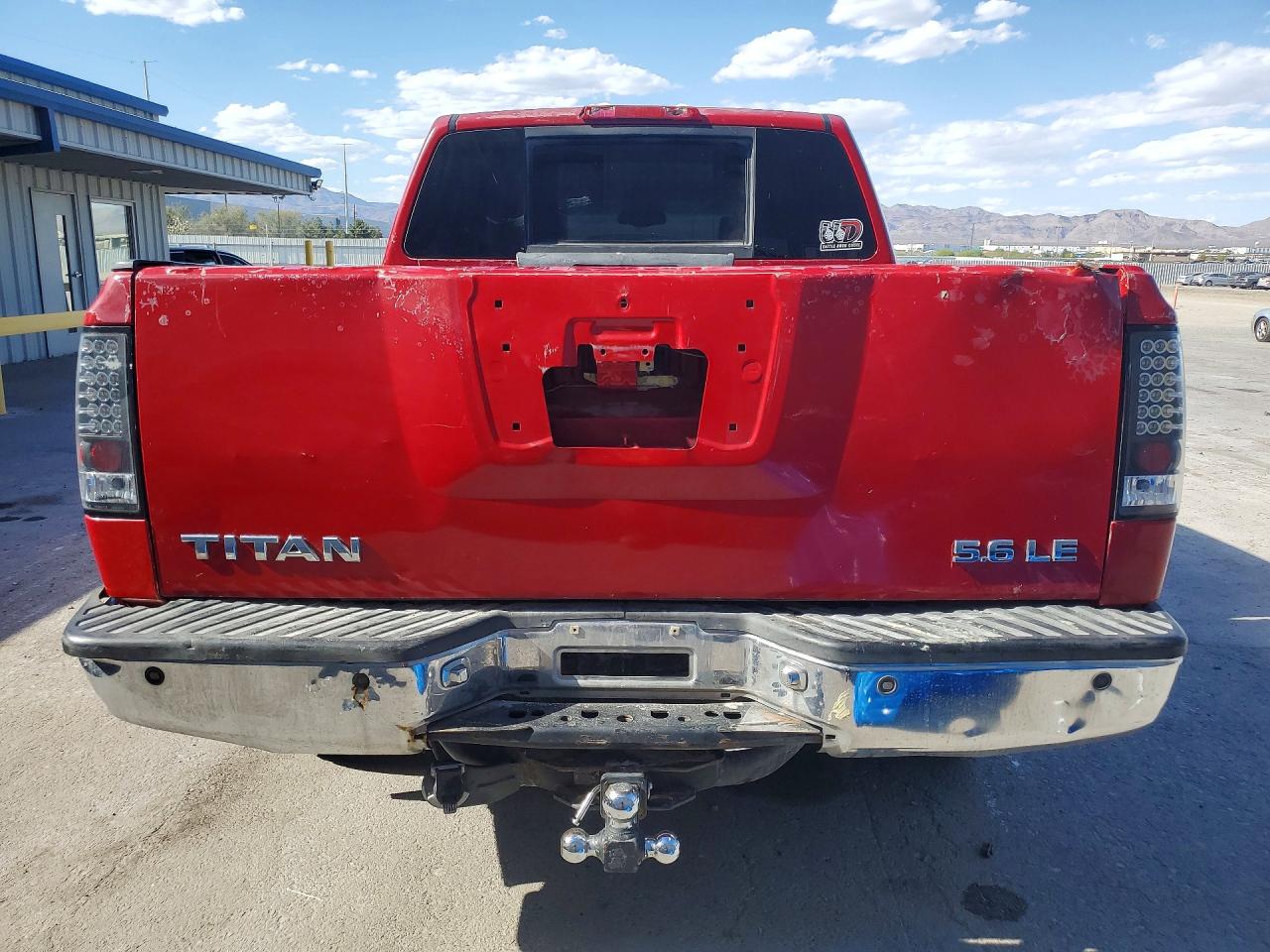 2005 Nissan Titan Xe/se/le Red vin: 1N6AA07A15N521056